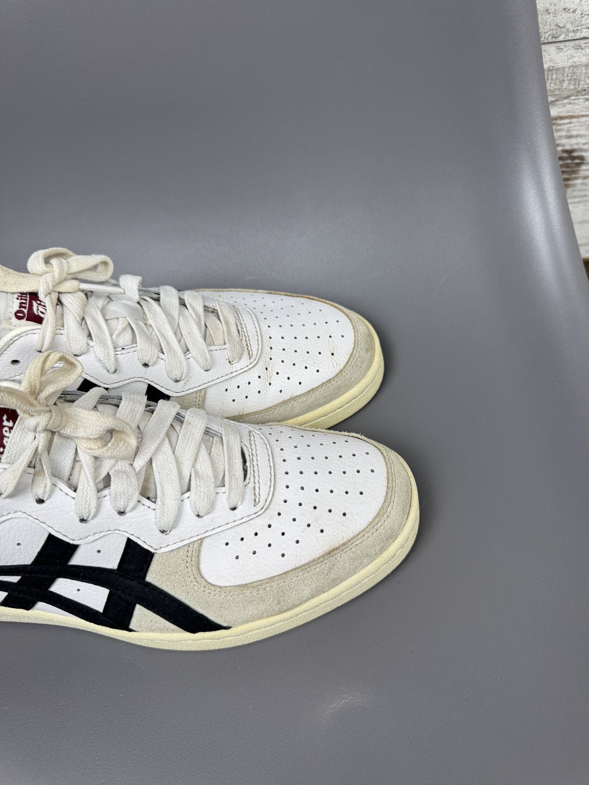 Asics × Japanese Brand × Vintage Mens Vintage ASICS onitsuka tiger low top sneakers Japanese Size US 8 / EU 41 - 10 Thumbnail