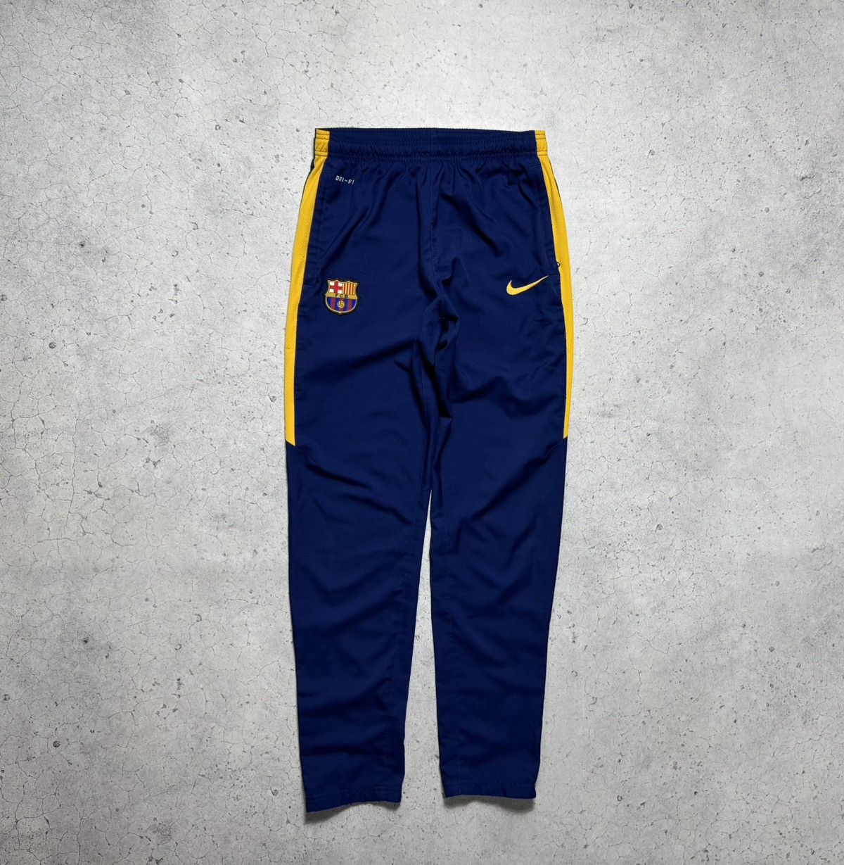 Nike Nike FC Barcelona Nylon Track Pants Football Soccer FCB Size US 32 / EU 48 - 1 Thumbnail
