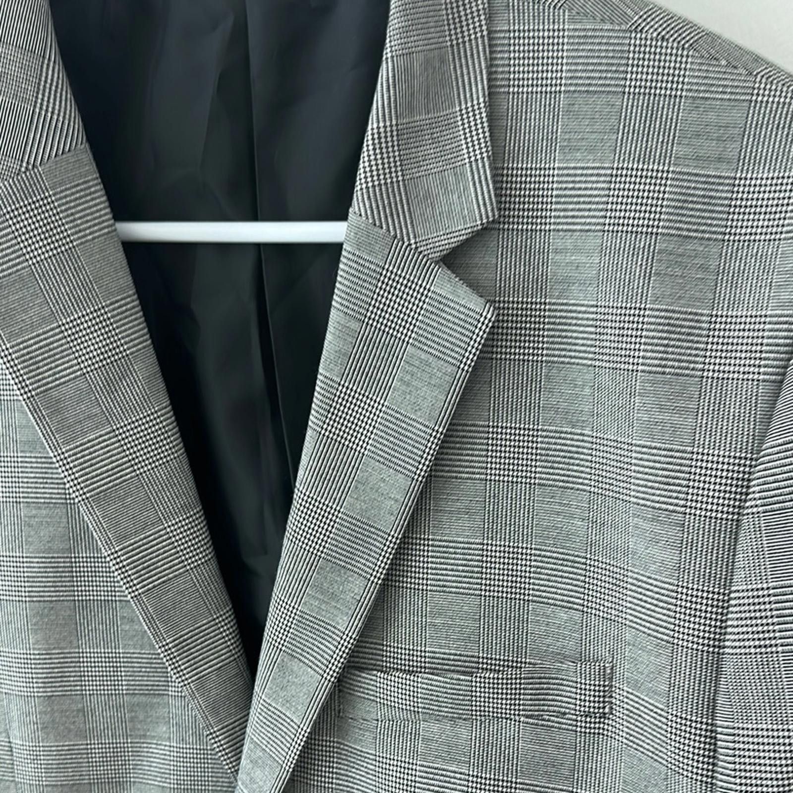 Designer Classic Gray Men's Blazer Size 42R - 2 Thumbnail