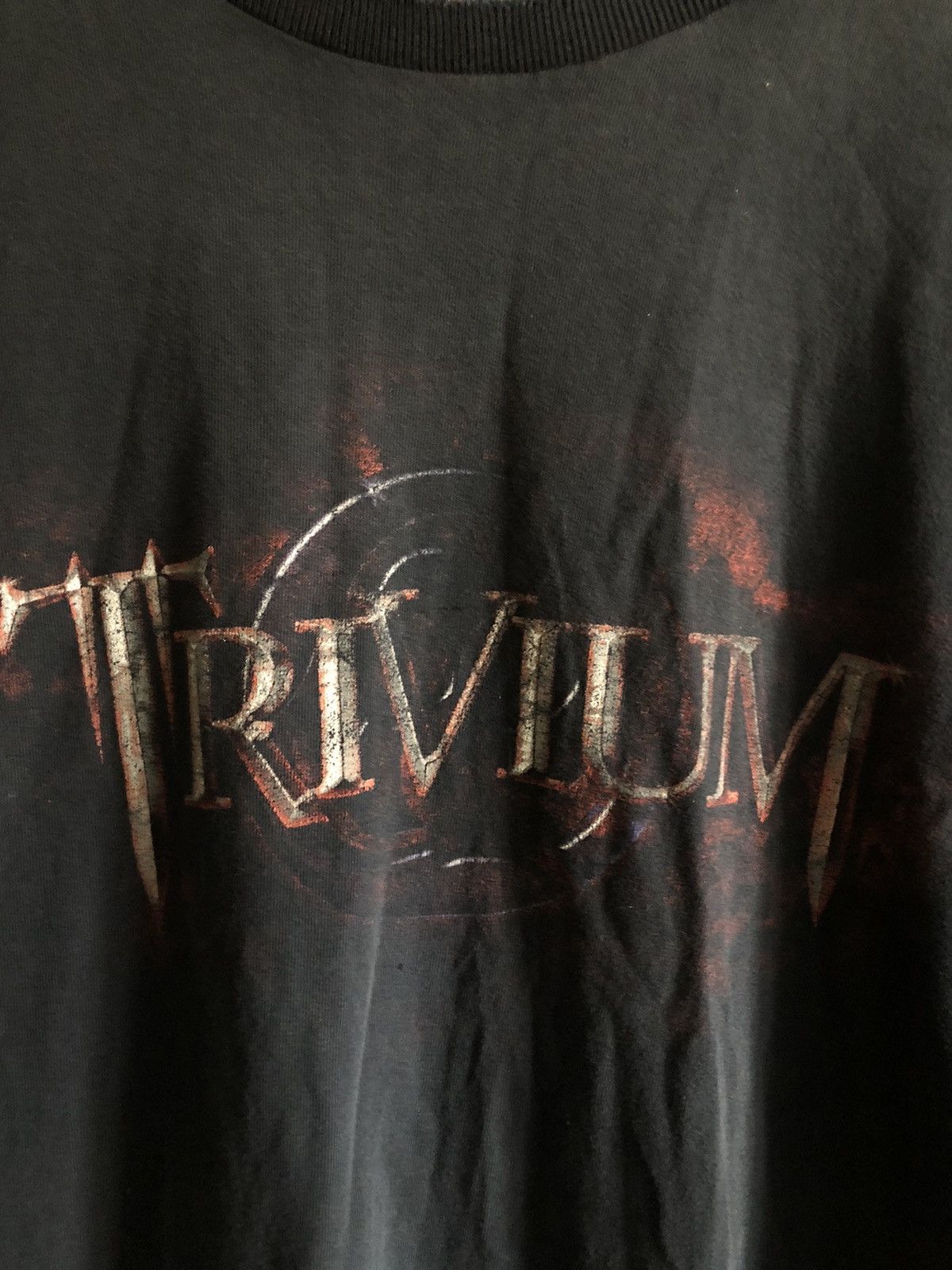 Vintage Vintage Y2K Thrashed Trivium Metal Band T Shirt Size US XL / EU 56 / 4 - 2 Thumbnail