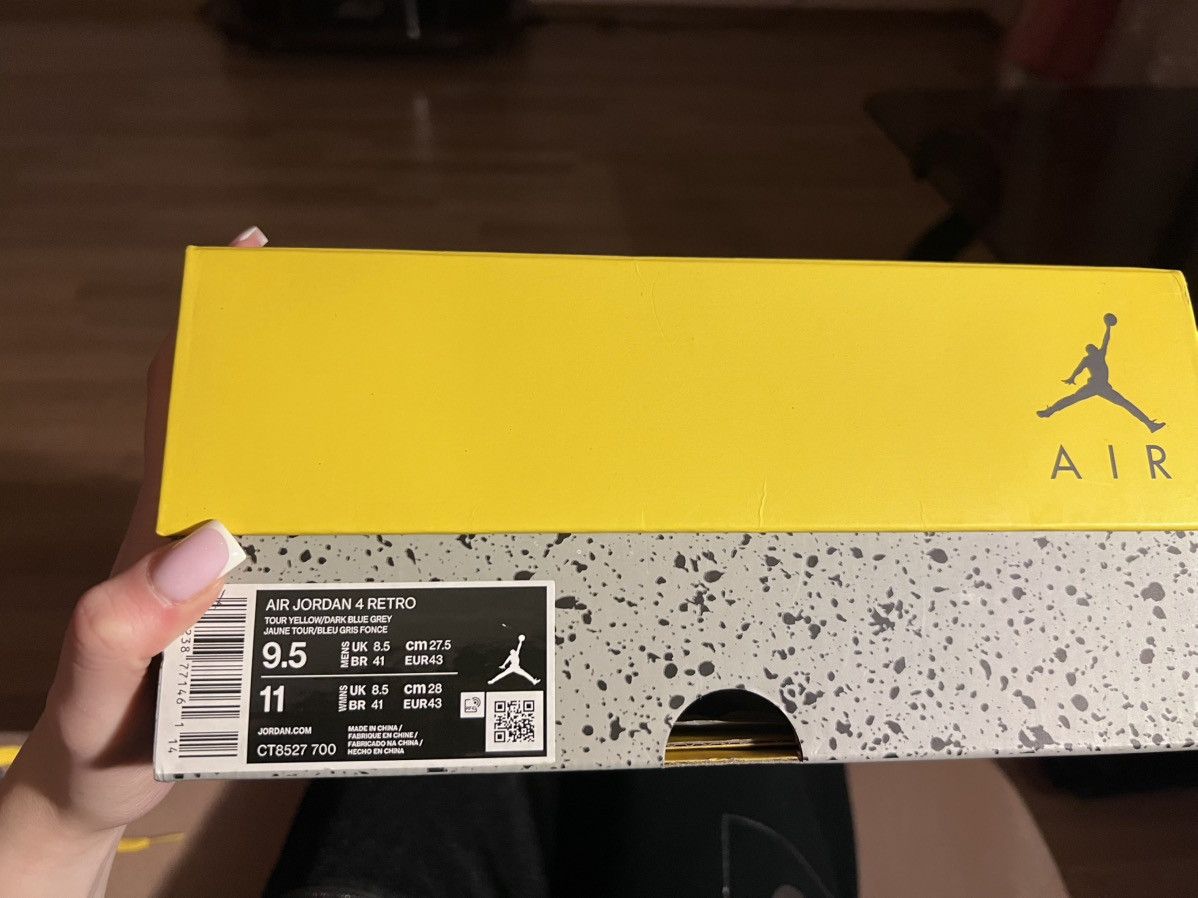 Jordan Brand Air Jordan 4 Retro Yellow Lighting Size US 9.5 / EU 42-43 - 9 Thumbnail