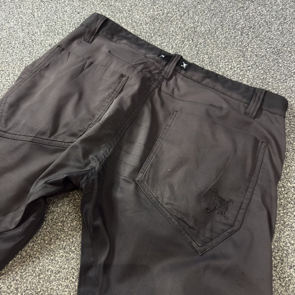 Vintage Oakley Skull Techwear Charcoal Grey Gorpcore Archive