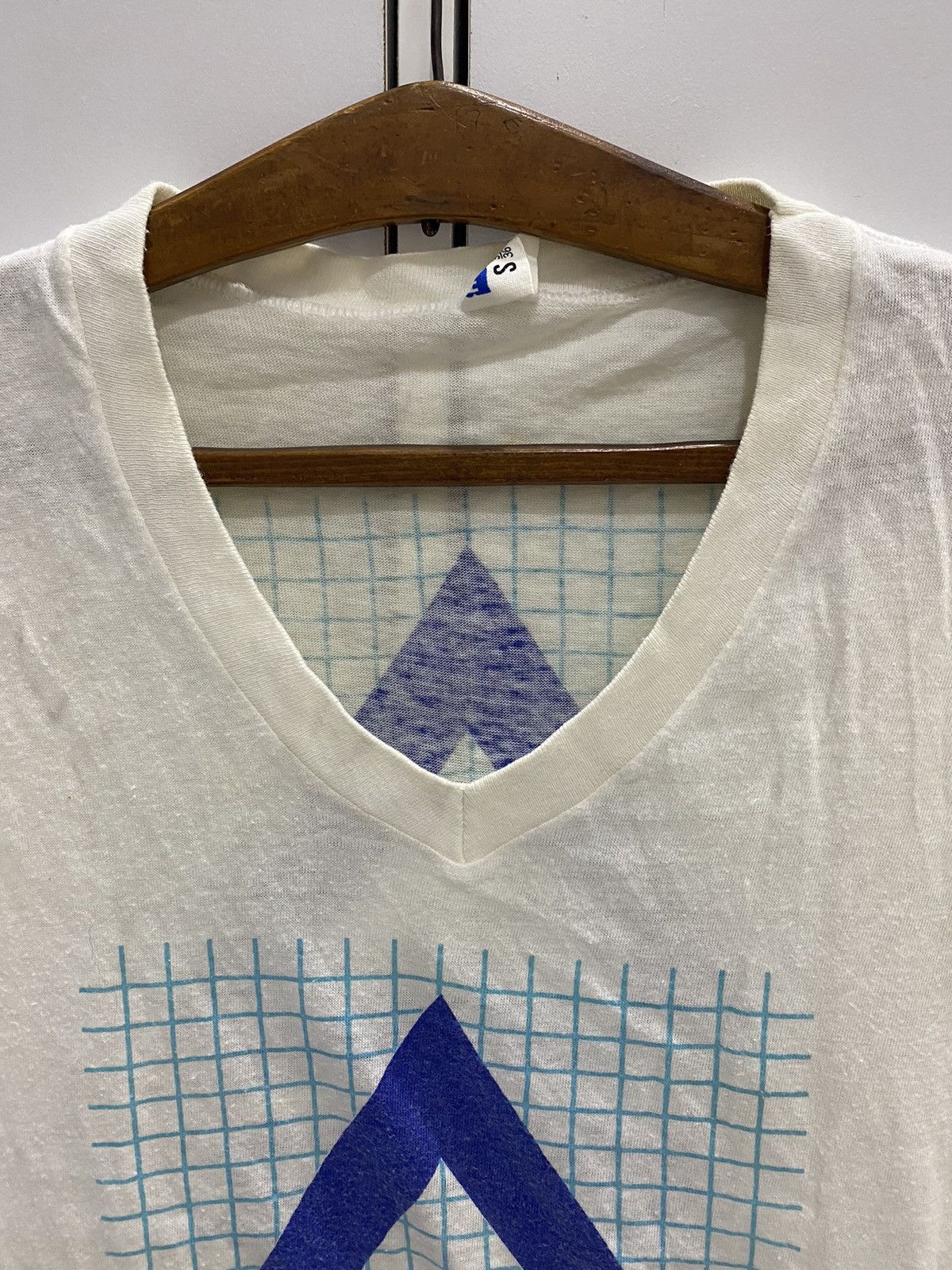 Hanes VINTAGE 70’s HANES TSHIRT Size US S / EU 44-46 / 1 - 4 Thumbnail