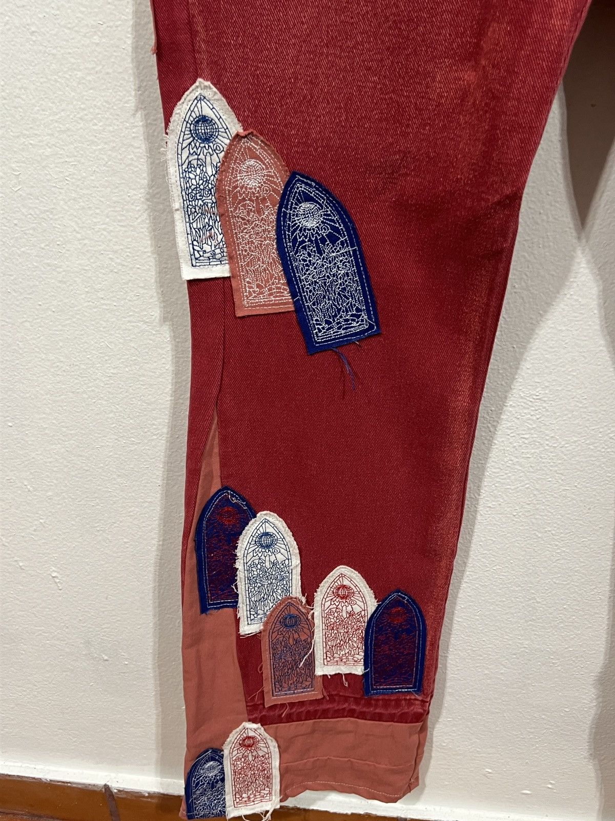 Who Decides War Who Decides War Patched Arch Carpenter Red Jeans Size US 32 / EU 48 - 4 Thumbnail