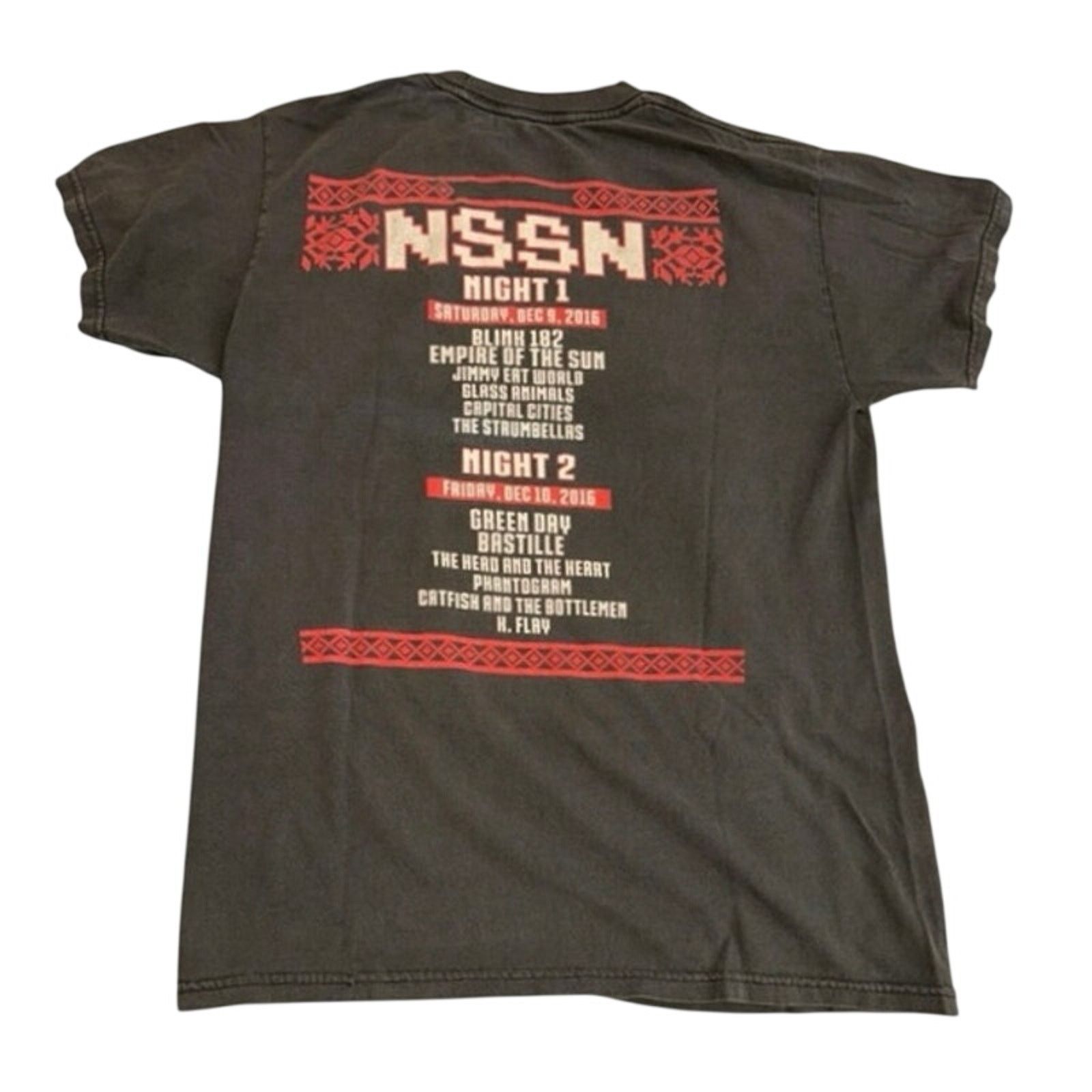 Alstyle Live 105 Not So Silent Night 2016 Tee Blink 182 Green Day Size M / US 6-8 / IT 42-44 - 3 Thumbnail