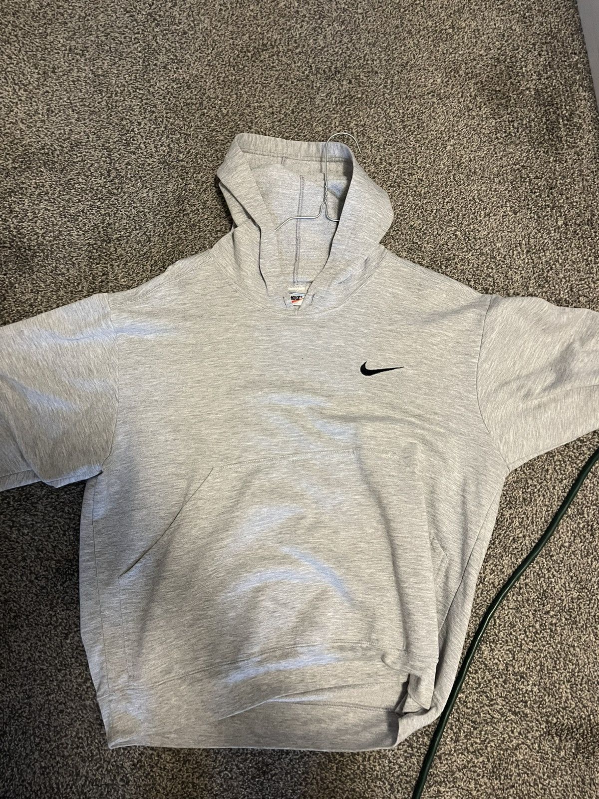 Nike Vintage Nike Hoodie fits a Medium Size US M / EU 48-50 / 2 - 1 Thumbnail
