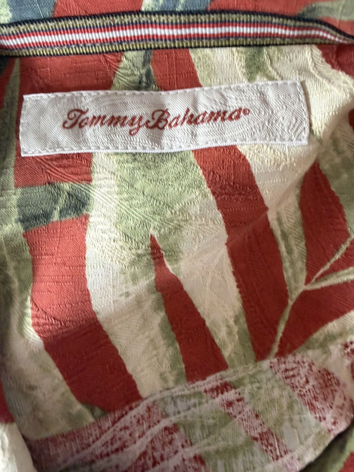 Tommy Bahama Tommy Bahama 100% silk Hawaiian camp shirt tropical large Size US L / EU 52-54 / 3 - 5 Thumbnail