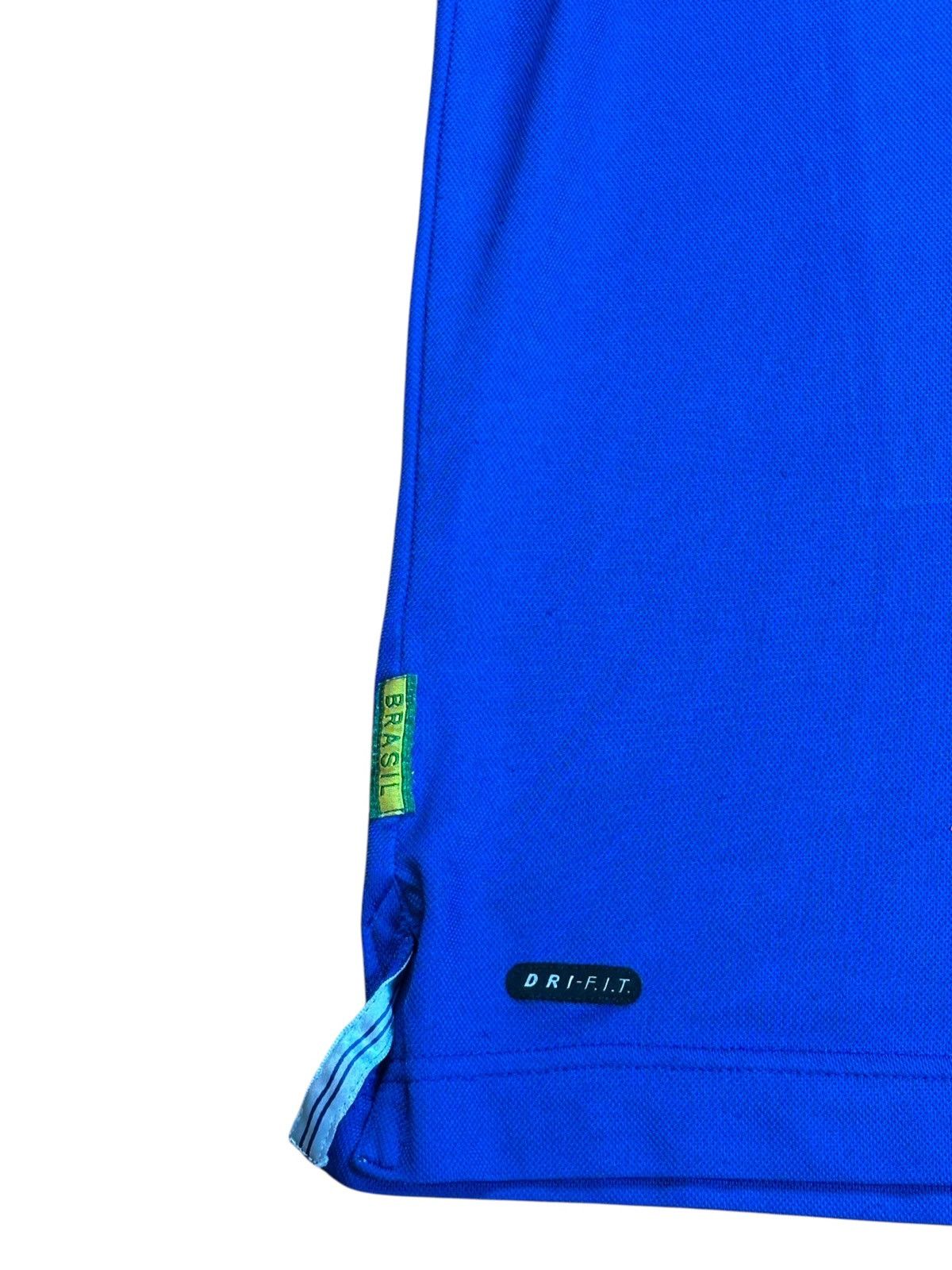 Nike Brazil 1998 Ronaldo Home Jersey Size US M / EU 48-50 / 2 - 6 Thumbnail