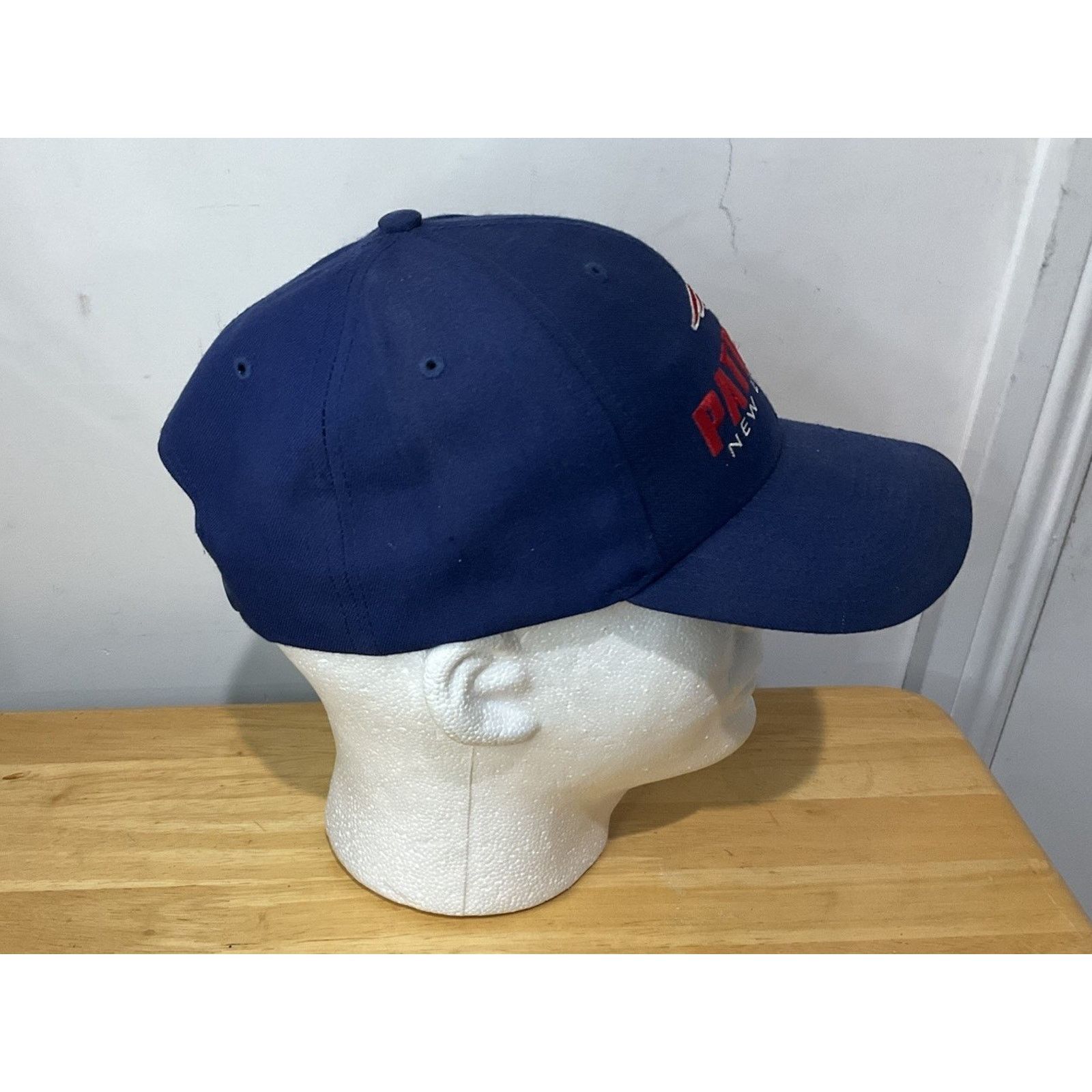 Twins Enterprise Inc. Vintage 90s Blue New England Patriots Sports Snapback Size ONE SIZE - 4 Thumbnail