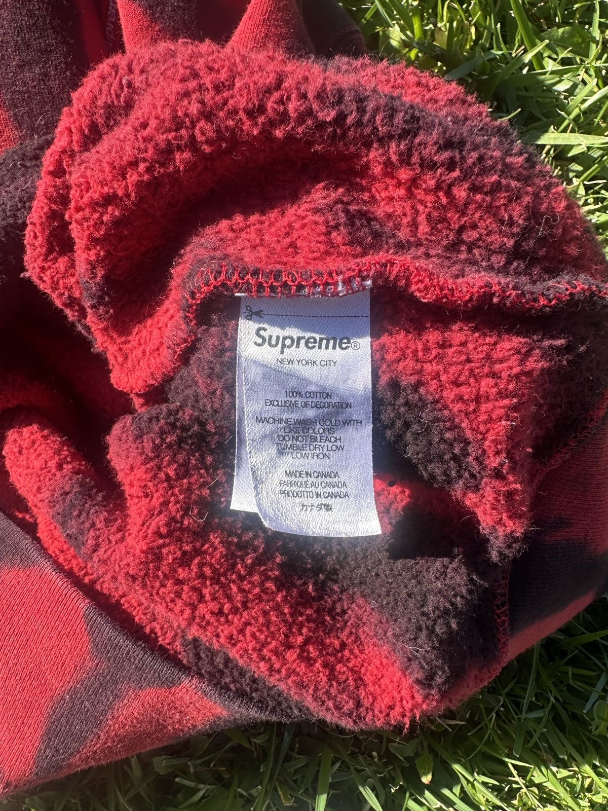 Supreme Supreme Small Box Crewneck Red Tye Dye Size US S / EU 44-46 / 1 - 5 Thumbnail
