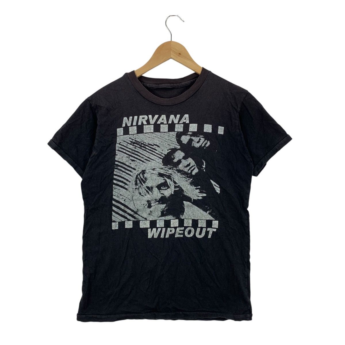 Nirvana Vintage NIRVANA WIPEOUT Btleg SingleStitch GrungeBand Tshirt Size US S / EU 44-46 / 1 - 1 Thumbnail
