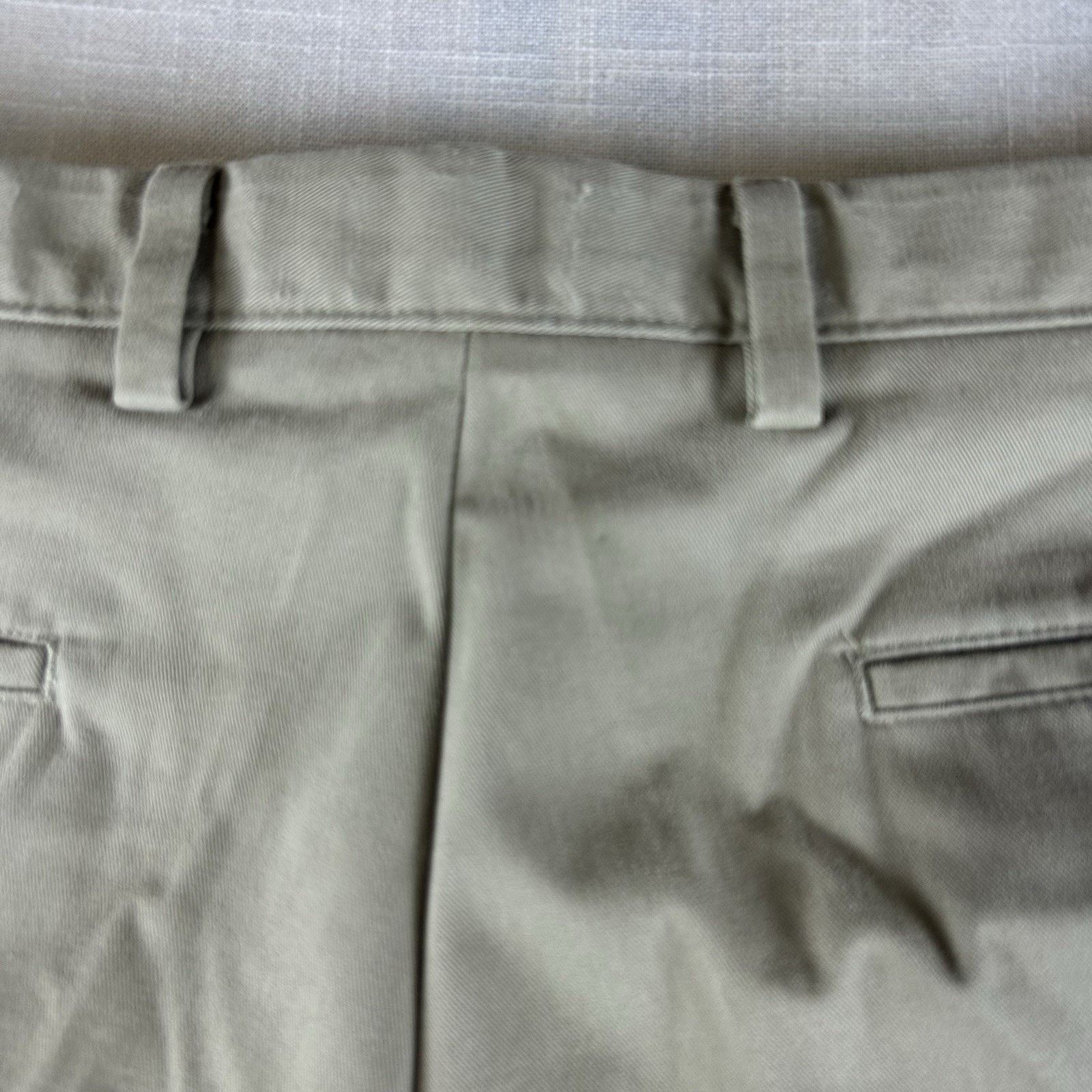 Dockers Dockers D3 Easy Care Flat Front Casual Pants Men’s 36x32 Size US 36 / EU 52 - 10 Thumbnail