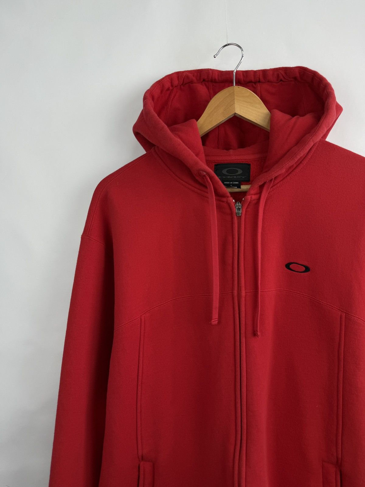 Oakley 🇺🇸 Vintage Y2K Oakley Outdoor Hoodie Rare Retro Hype Size US L / EU 52-54 / 3 - 4 Thumbnail