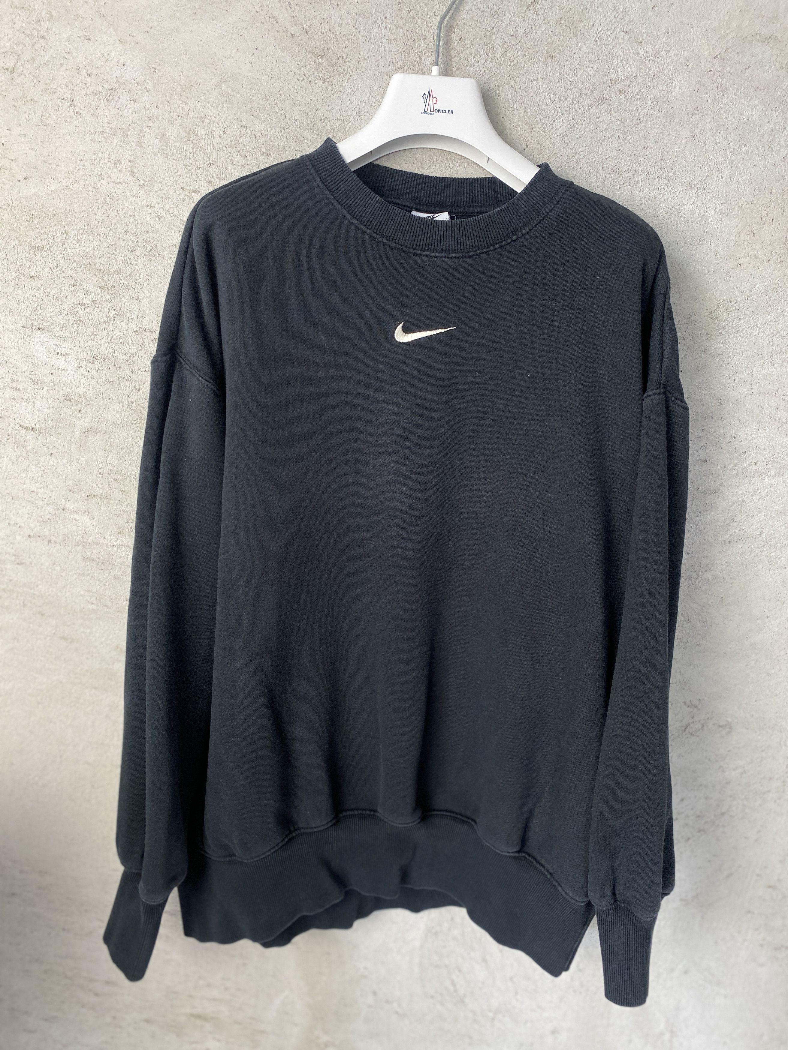 Nike Nike center swoosh sweatshirt crewneck skate rap Size US M / EU 48-50 / 2 - 1 Thumbnail