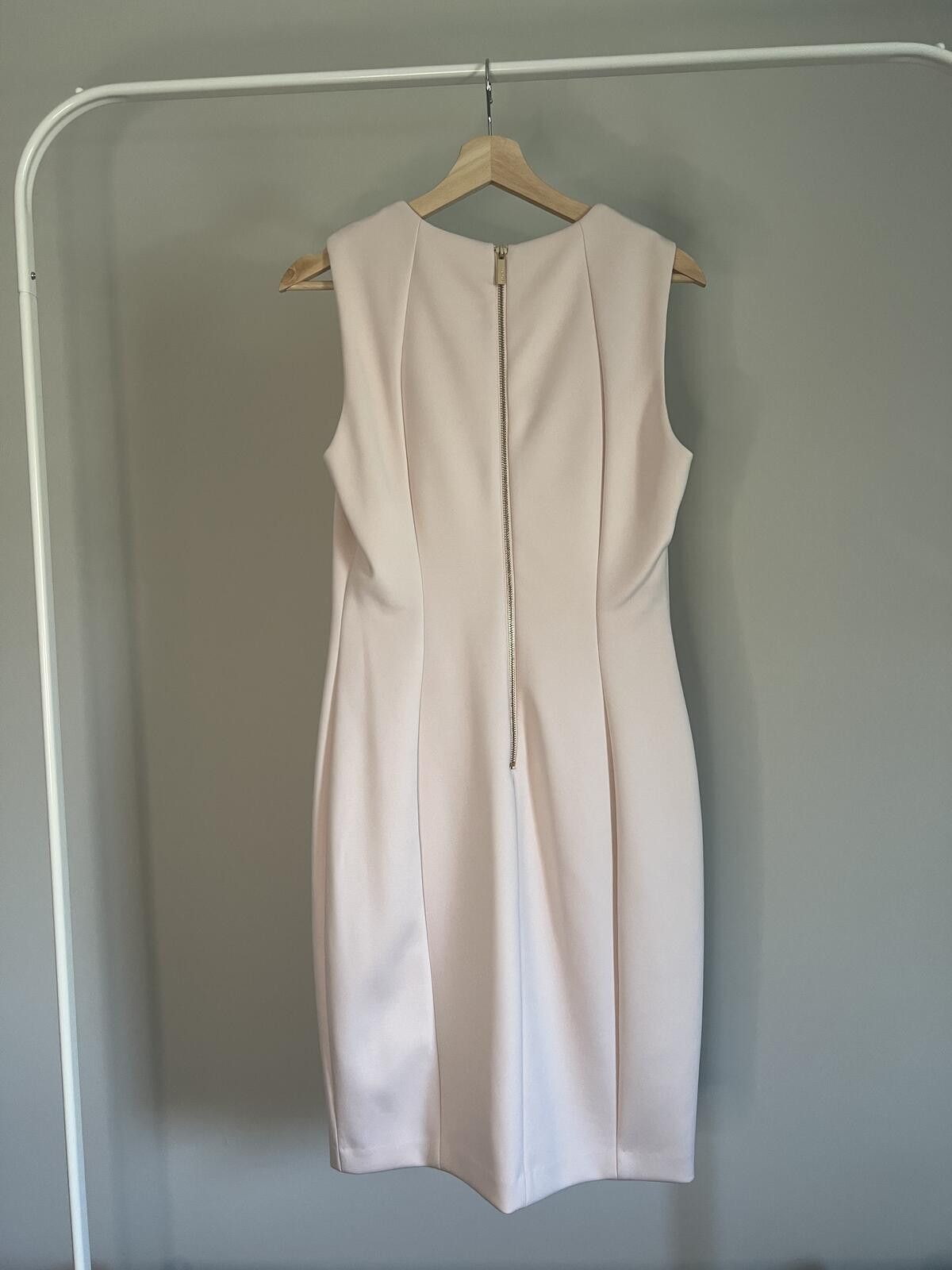 Calvin Klein Calvin Klein Scuba Sheath Dress, Size 10, Soft Rose Pink Size L / US 10 / IT 46 - 5 Thumbnail