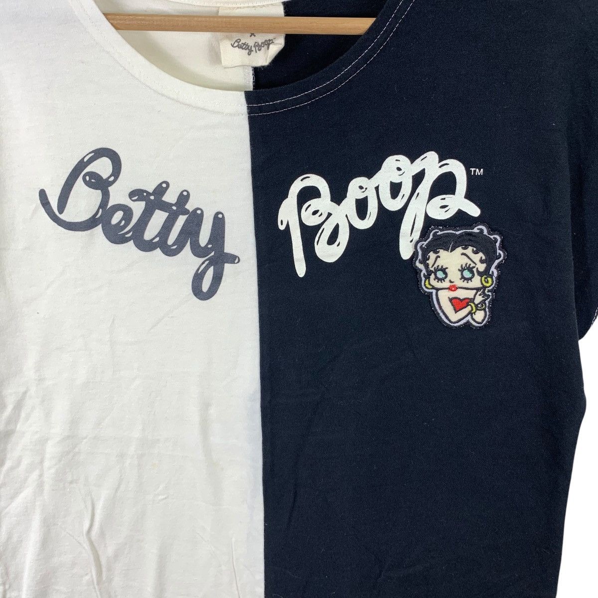 Vintage BETTY BOOP x DENIFITS Embossed Logo Cartoon Tee Shirt Top Size S / US 4 / IT 40 - 3 Thumbnail
