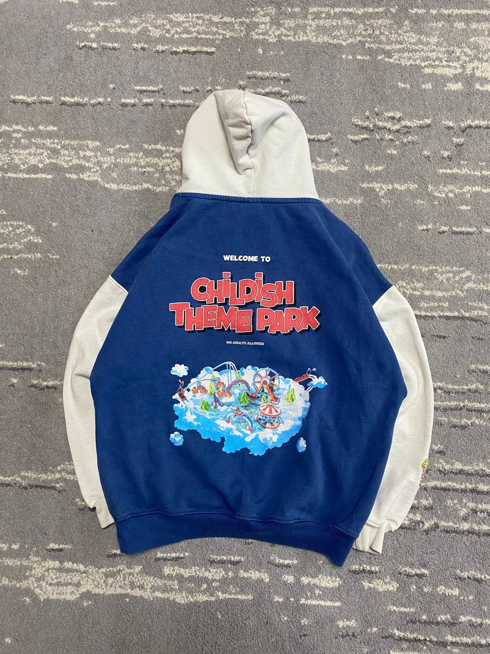 Vintage 🎢 Childish Theme Park Hoodie Size US S / EU 44-46 / 1 - 1 Thumbnail