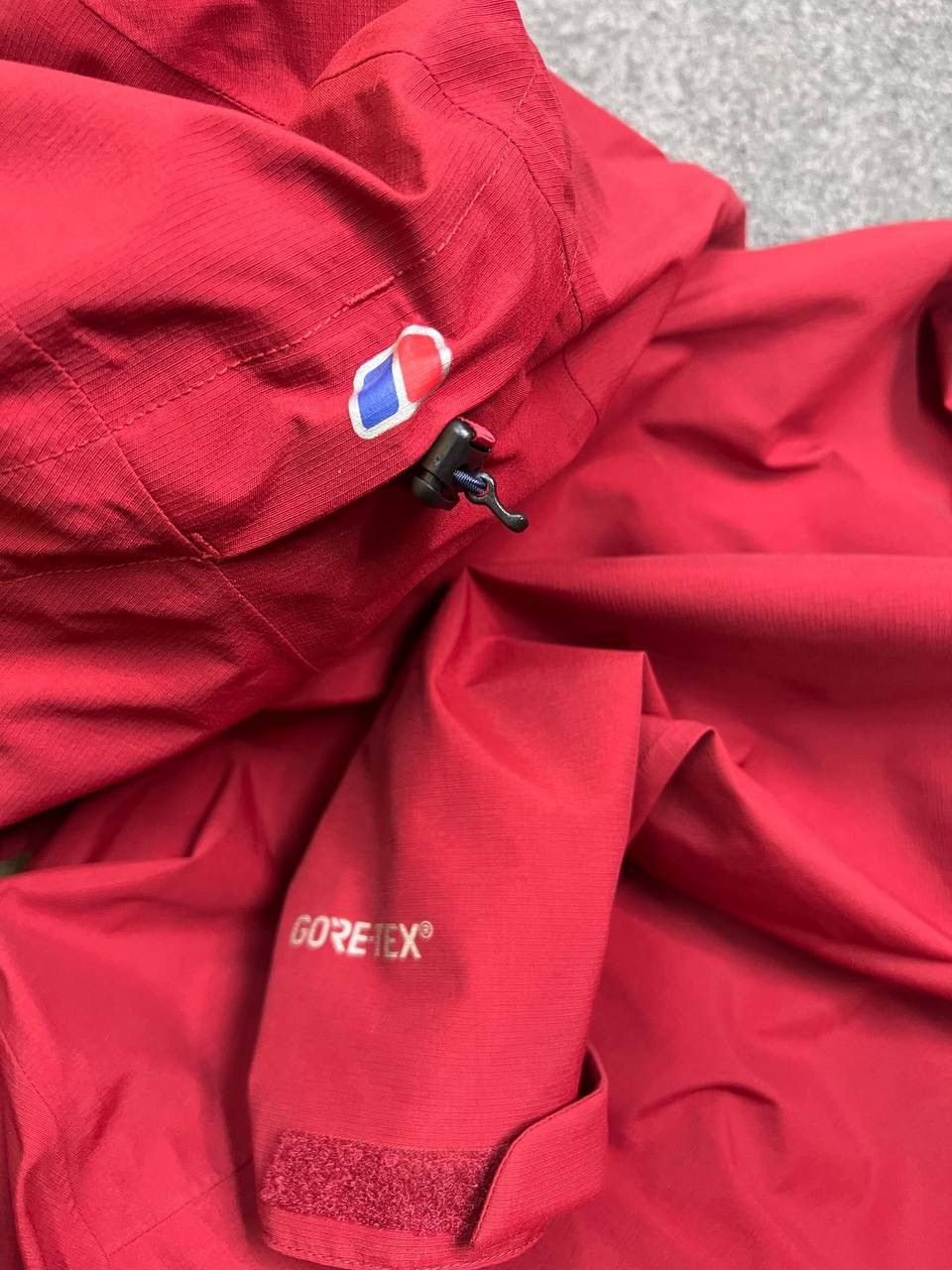 Berghaus Berghaus Goretex Hillwalker Jacket Size US XL / EU 56 / 4 - 3 Thumbnail