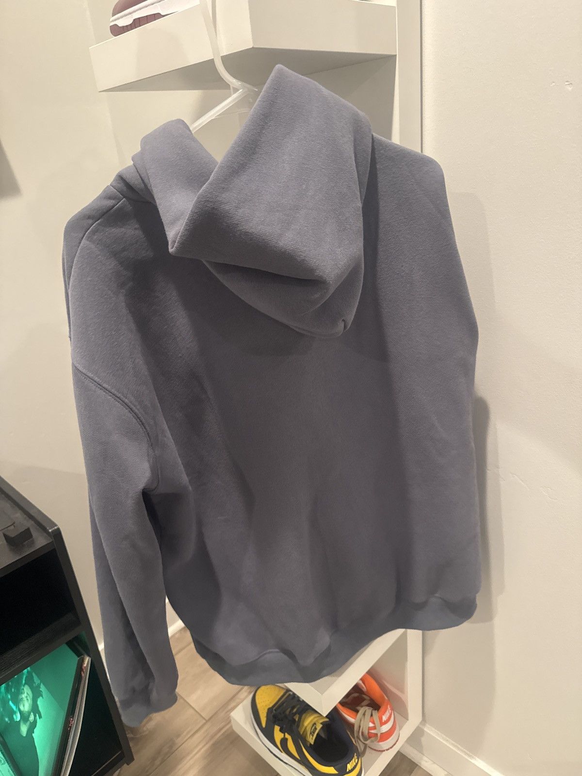 Giant Lost in Space Hoodie Size US L / EU 52-54 / 3 - 3 Thumbnail