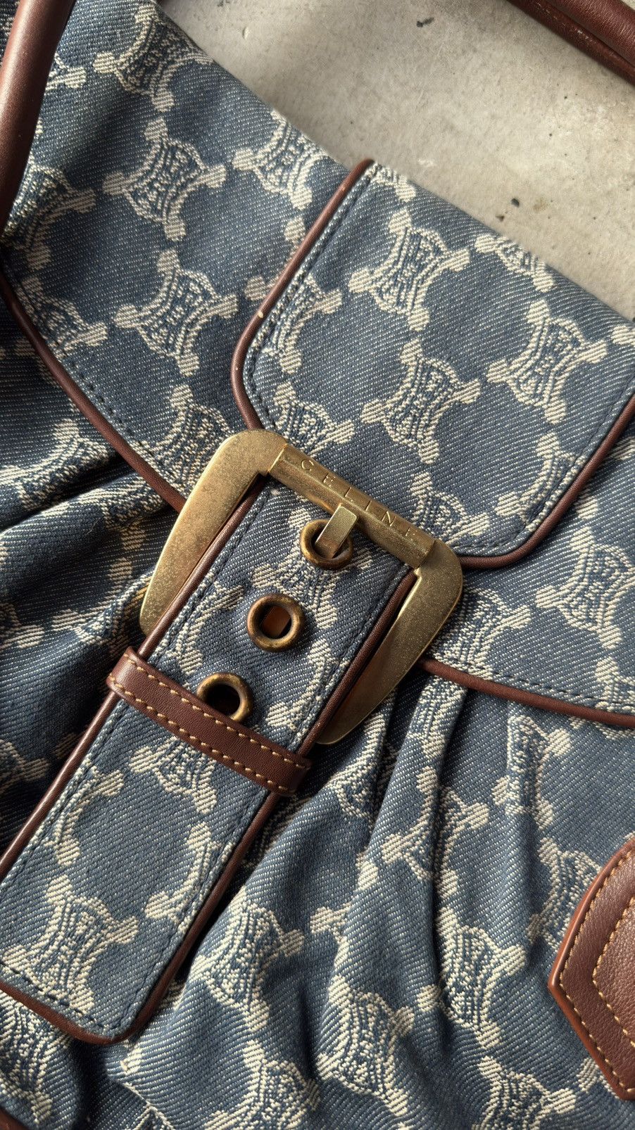 Celine CELINE Paris Macadam Flap Denim Handbag Indigo Vintage Size ONE SIZE - 7 Thumbnail