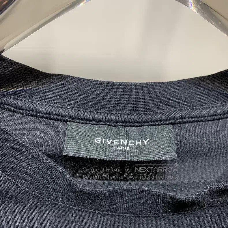 Givenchy Givenchy Printed Short-Sleeve T-Shirt Size US S / EU 44-46 / 1 - 2 Thumbnail
