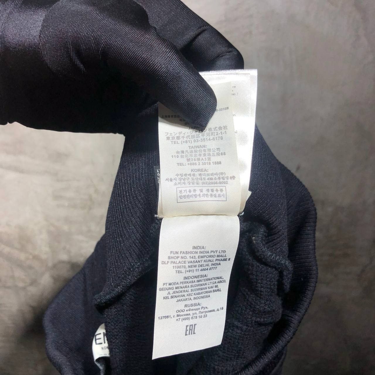 Fendi Fendi Side Tape Trackpants Size US 28 / EU 44 - 12 Thumbnail