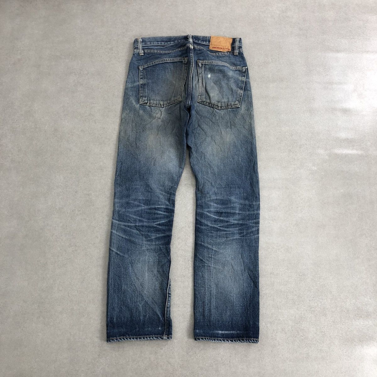 Japanese Brand 🇯🇵 Vintage Resolute 710 Japan Distressed Faded Selvedge Jeans Size US 30 / EU 46 - 21 Thumbnail