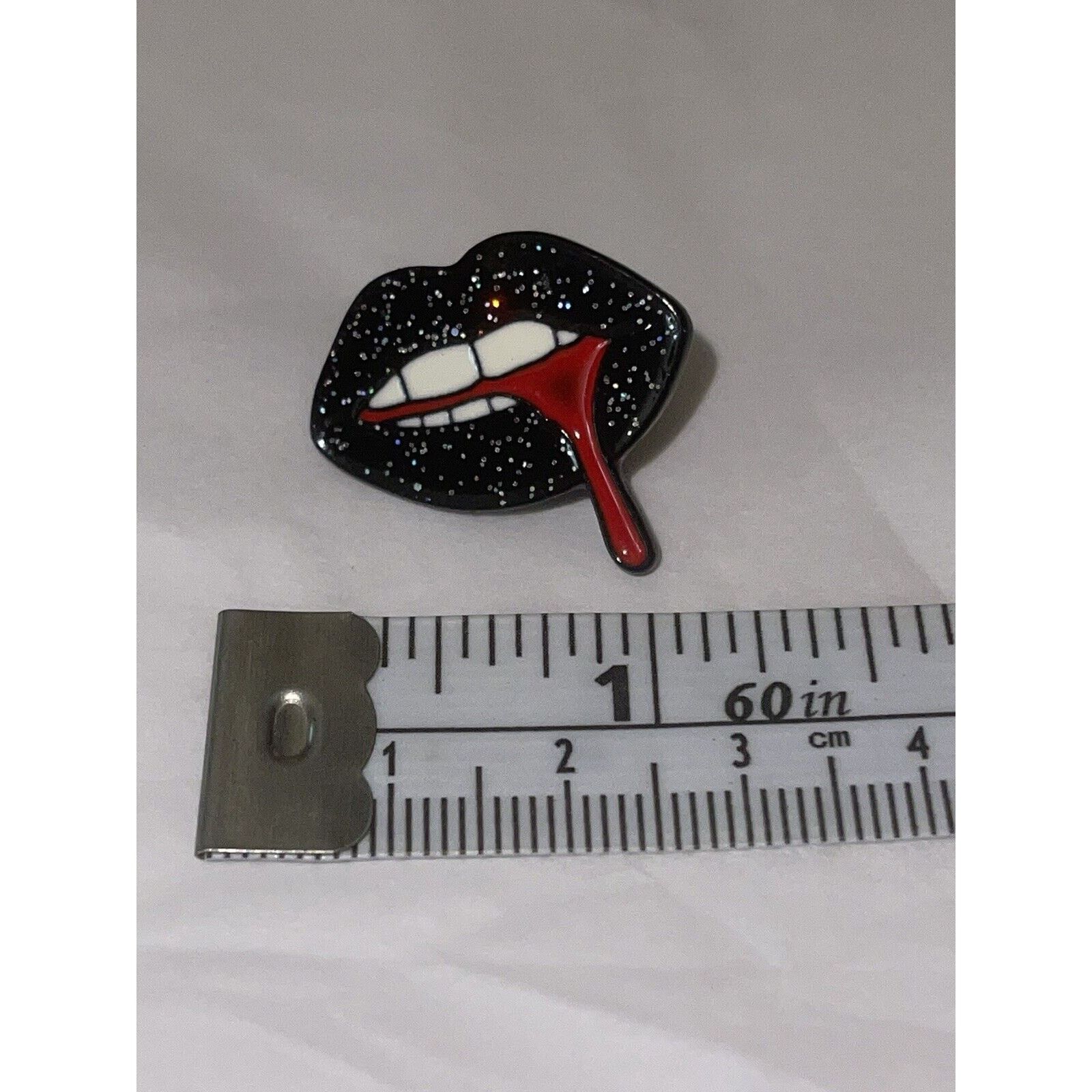 Other Sexy Lips Trail Of Blood Halloween Horror Pin Brooch Size ONE SIZE - 1 Preview