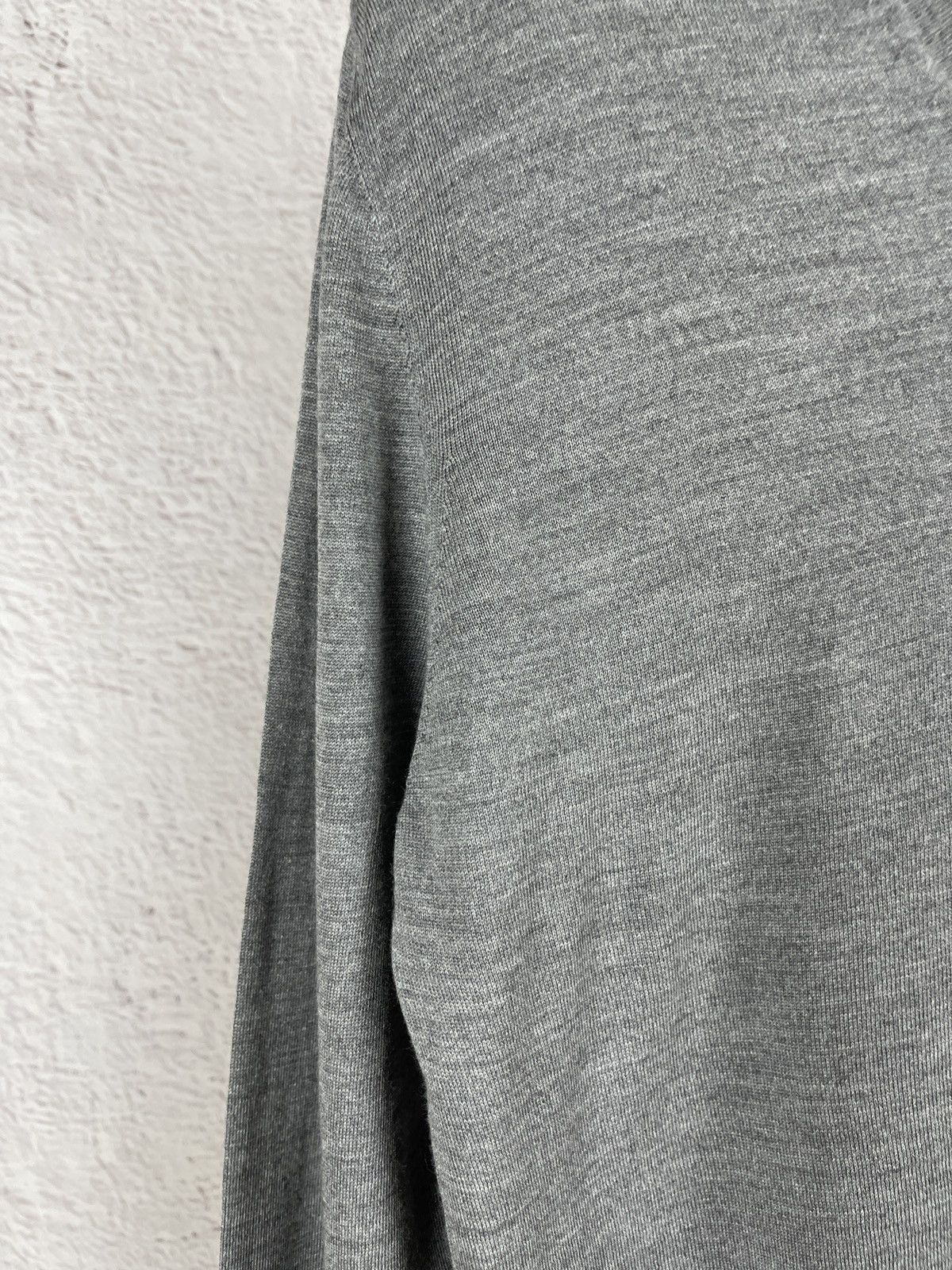 Yves Saint Laurent Yves Saint Laurent Rive Gauche Tom Ford era v-neck sweater Size US L / EU 52-54 / 3 - 8 Thumbnail