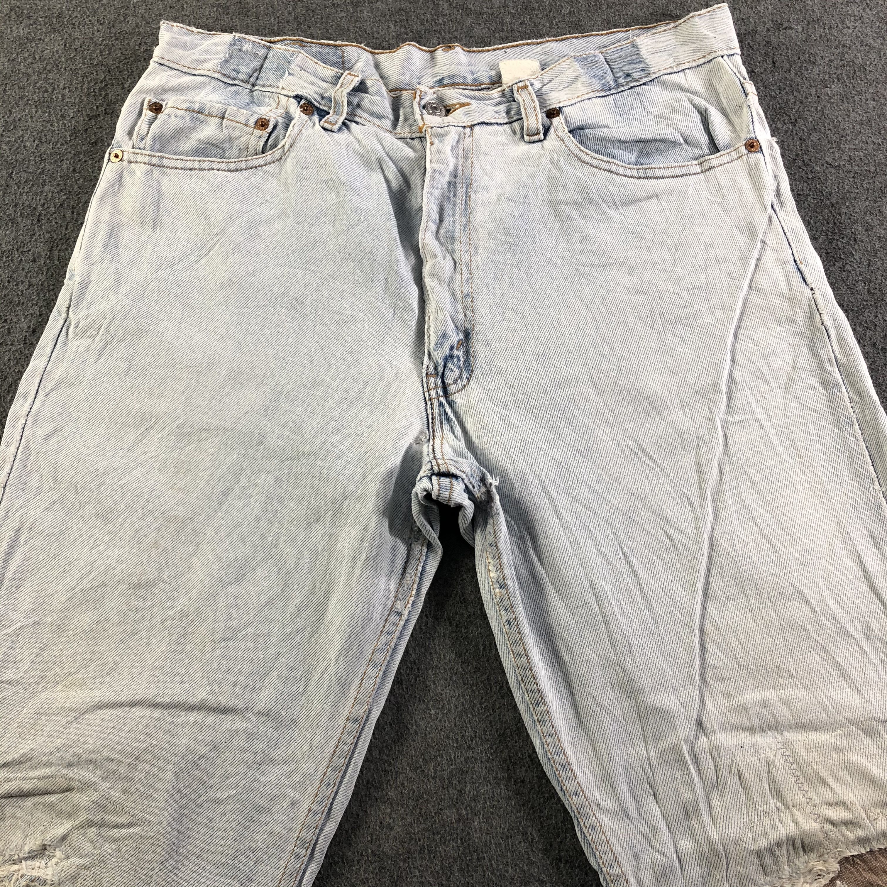 Levi's 90s Vintage Light Wash Levis 517 Flare Jeans-J4047 Size US 35 - 3 Thumbnail
