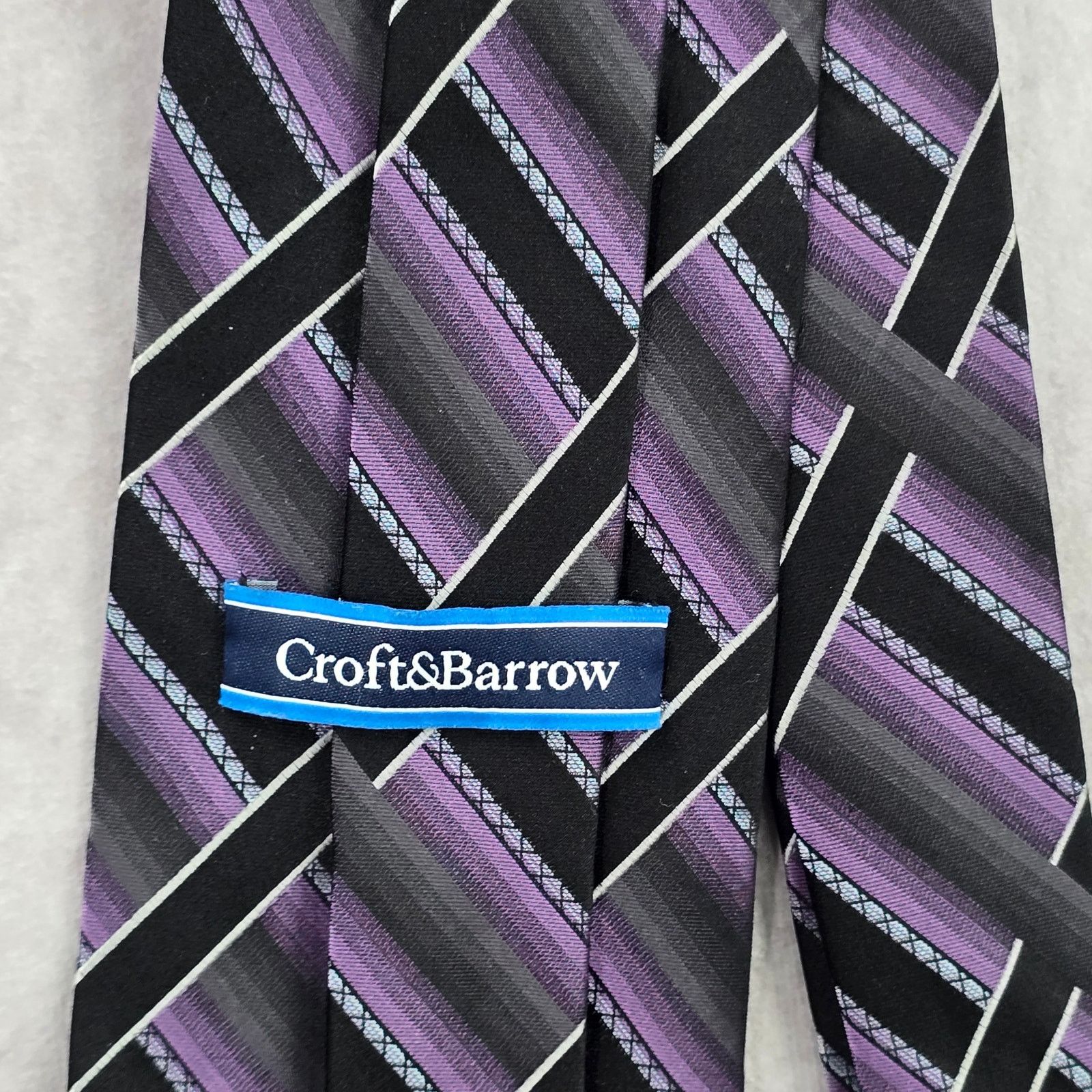 Croft & Barrow Croft & Barrow Purple Black Plaid Tartan Silk Mens Neck Tie Size 30 - 4 Thumbnail