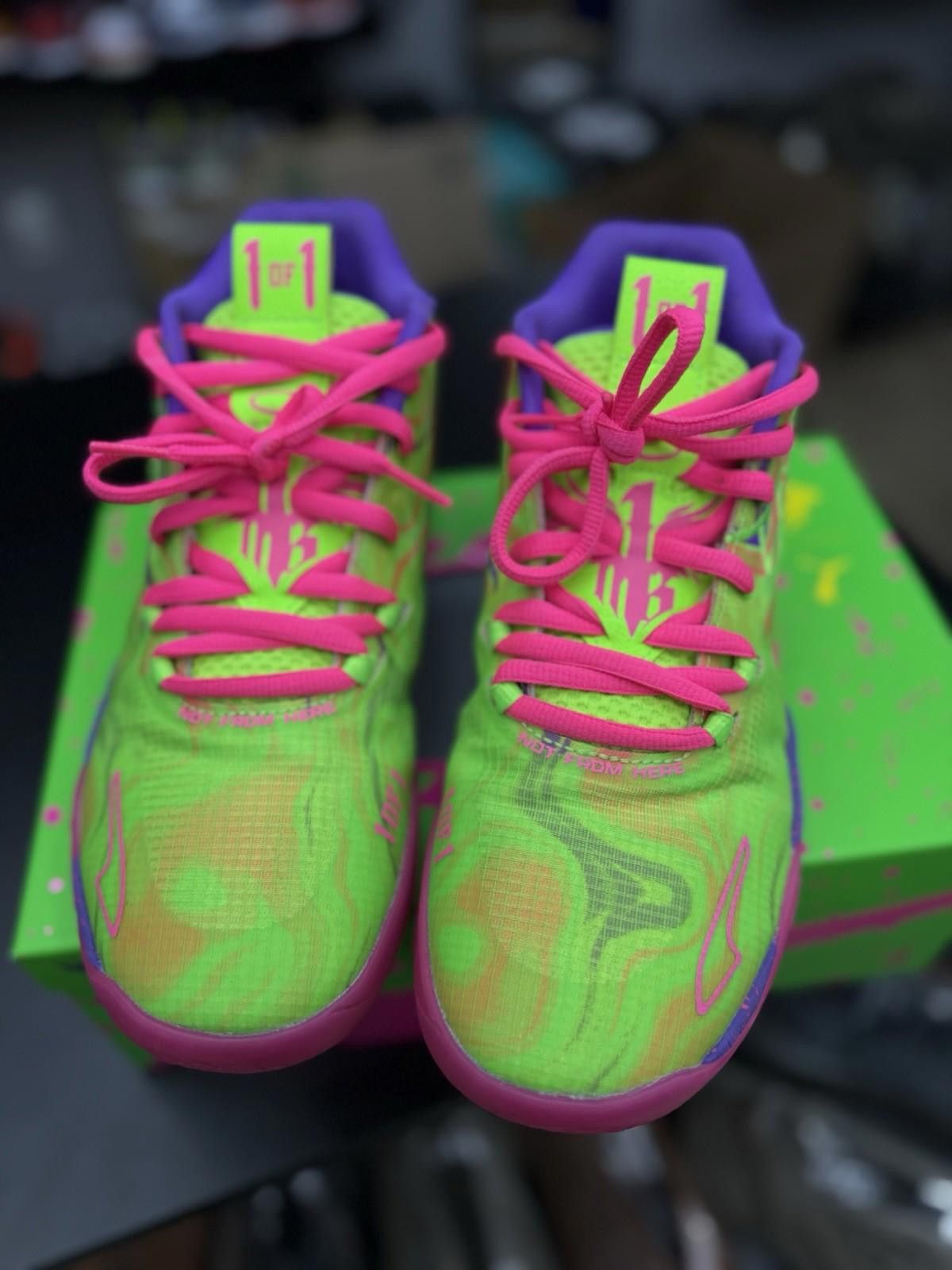 Puma Puma Mb.01 Inverse Toxic LaMelo Ball Size U.S Men’s 8/9.5W Size US 8 / EU 41 - 4 Thumbnail