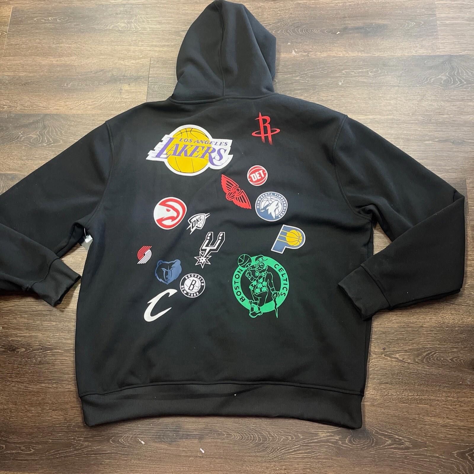 Other Men’s Ultra Game NBA Team Logos Pullover Hoodie Black 3XL Size US XXL / EU 58 / 5 - 9 Thumbnail