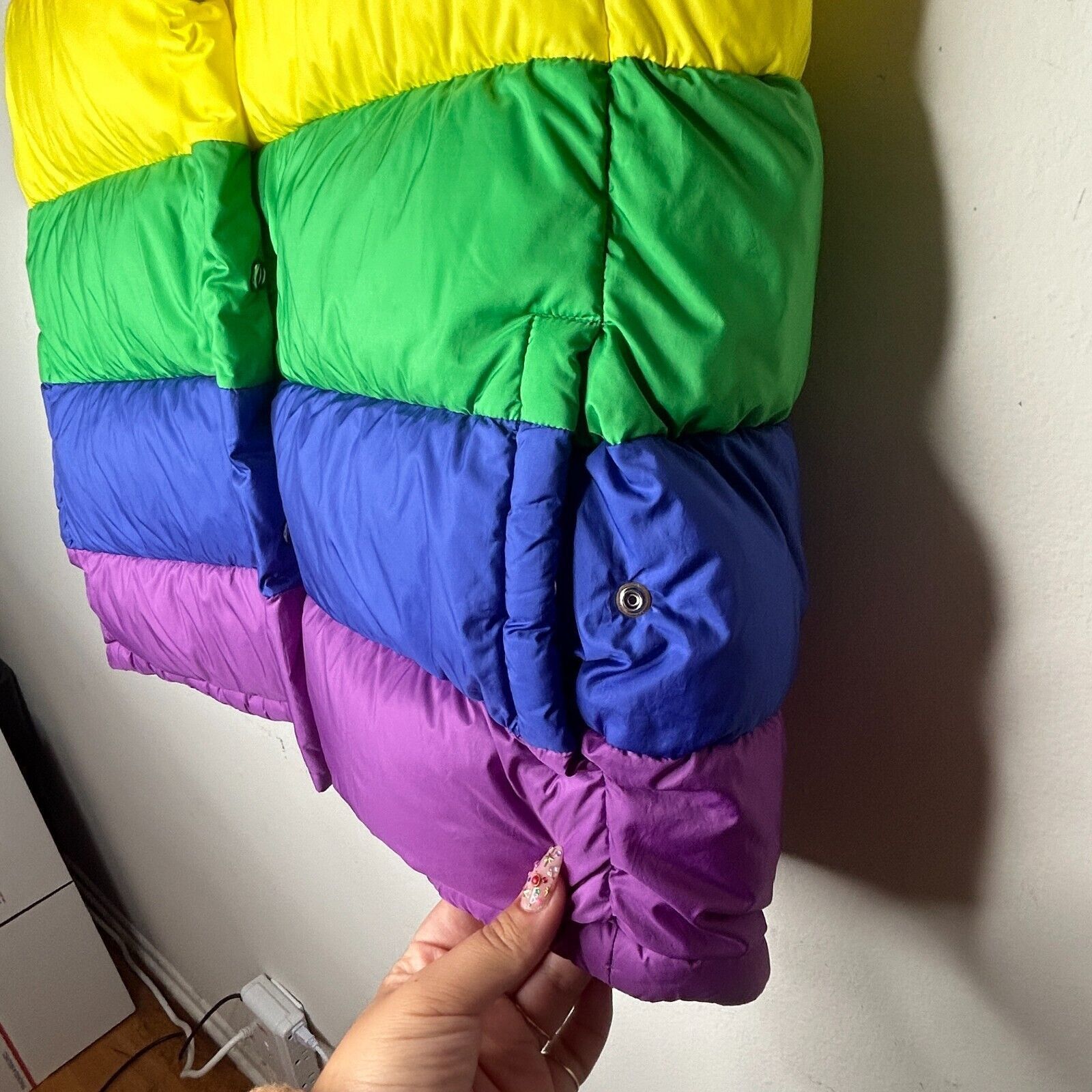 Burberry RARE Burberry Rainbow Stripe Quilted Puffer Vest Zip S Size S / US 4 / IT 40 - 6 Thumbnail