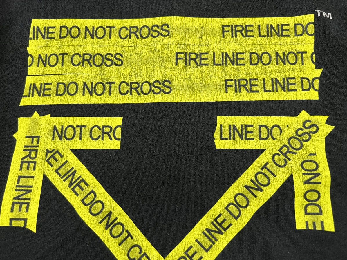 Off-White Off-White - Long Sleeve Firetape Tee Size US S / EU 44-46 / 1 - 14 Thumbnail