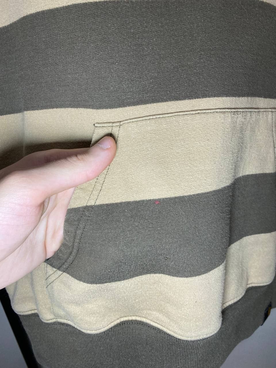 Carhartt SALE! Vintage Carhartt Hoodie - Size S Size US S / EU 44-46 / 1 - 11 Thumbnail