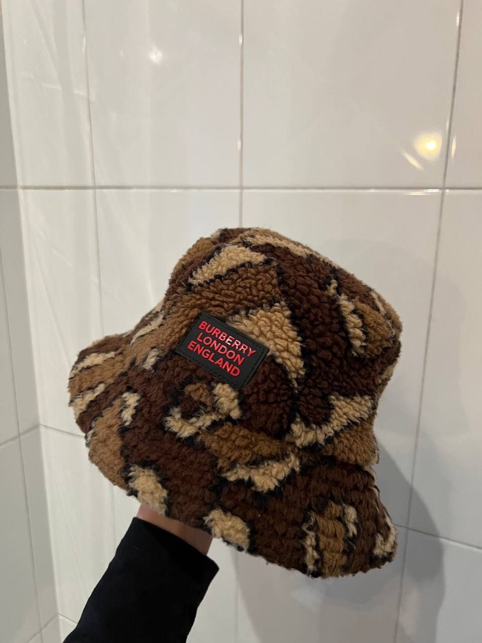 Burberry Burberry monogram sherpa bucket hat Size ONE SIZE - 4 Thumbnail