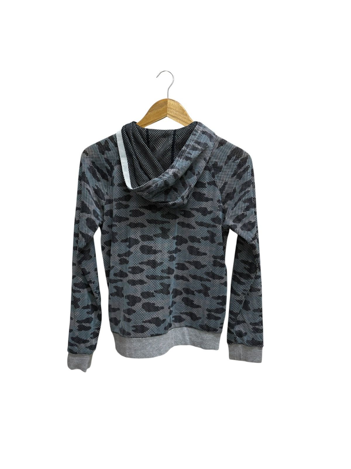 Balmain Balmain Paris Ishikawa Design Camo Hoodie Zip Up Sweater Size S / US 4 / IT 40 - 2 Thumbnail