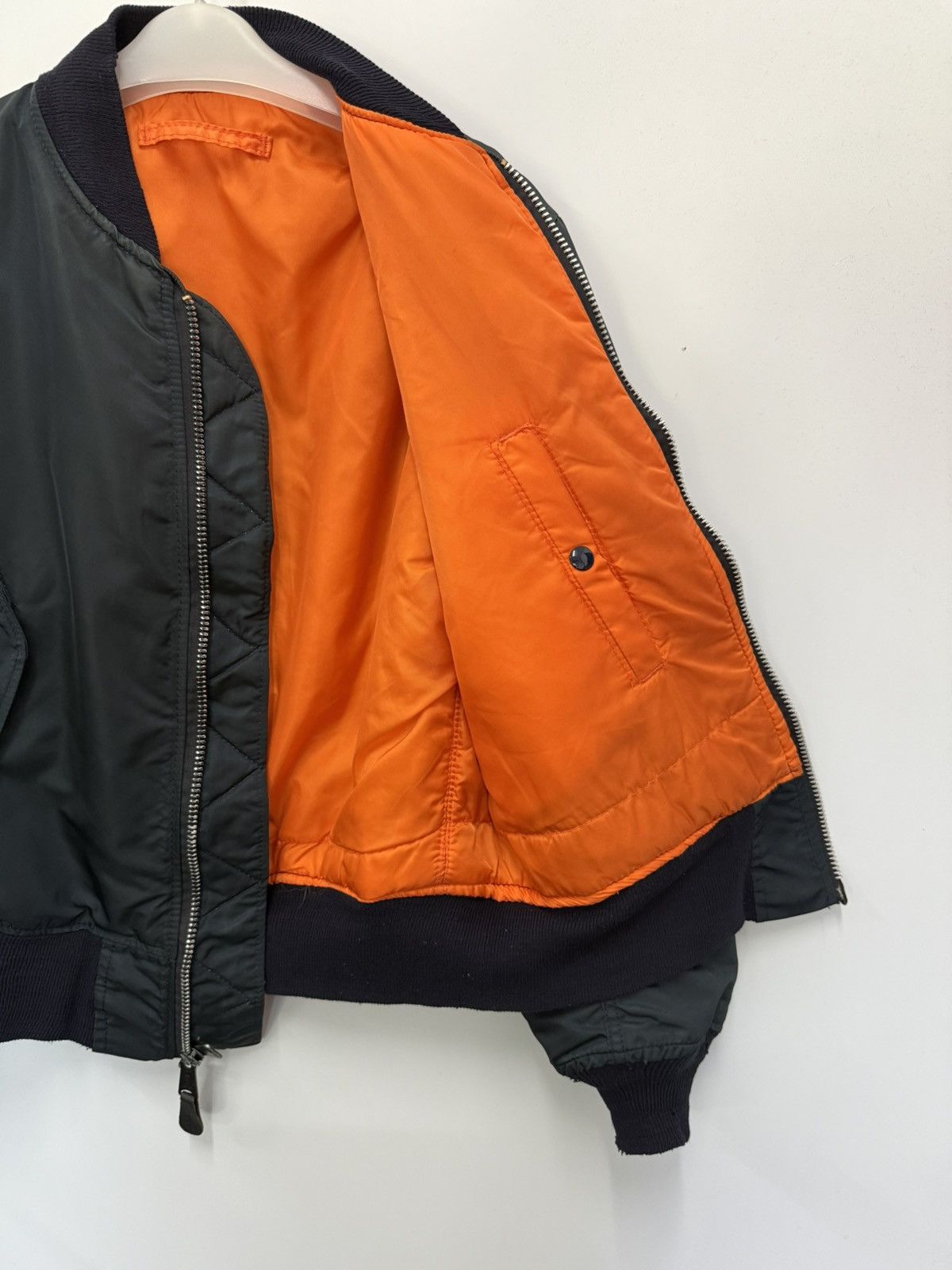 Alpha Industries 🔥 ALPHA INDUSTRIES USA INTERMEDIATE MA-1 BOMBER JACKET Size US S / EU 44-46 / 1 - 8 Thumbnail