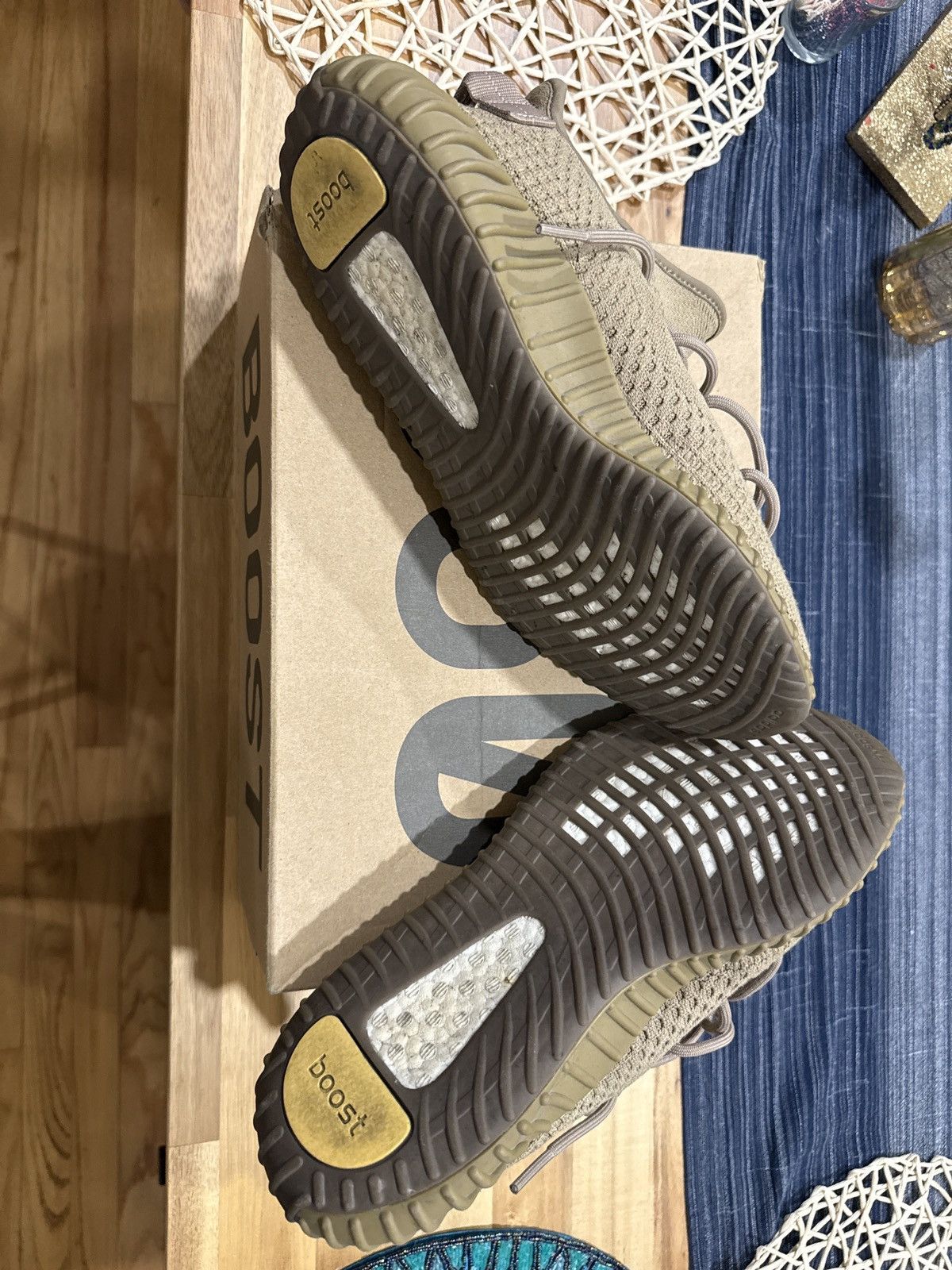 Yeezy Yeezy Boost 350 V2 - Earth Size US 11 / EU 44 - 2 Thumbnail