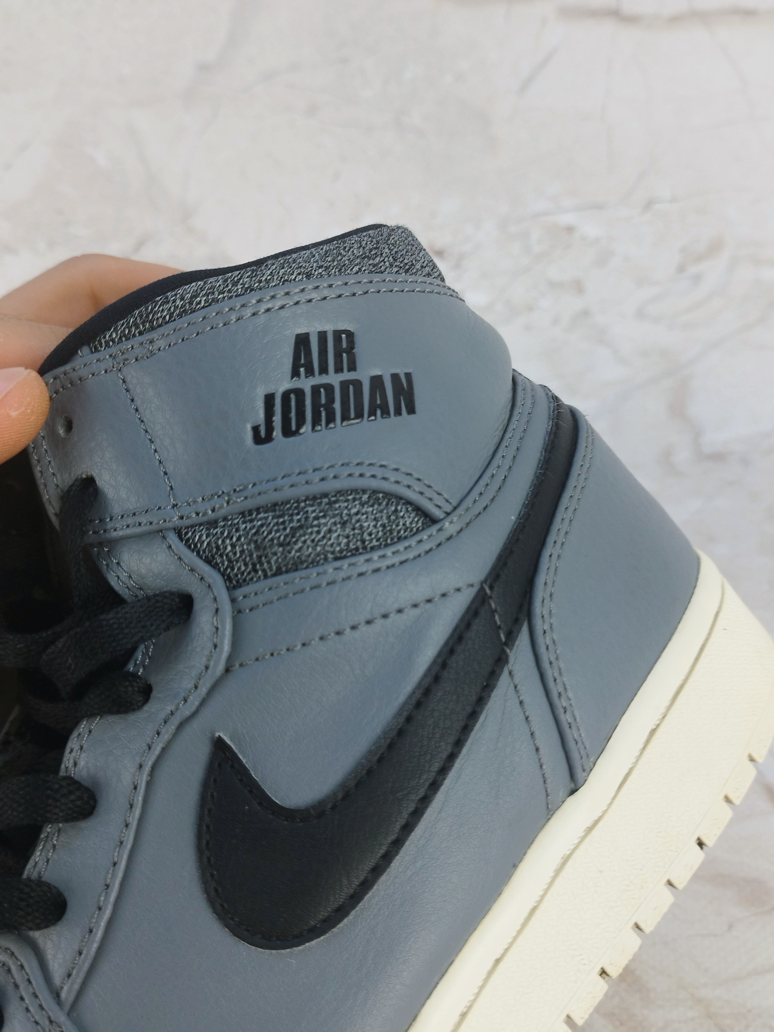 Jordan Brand Nike Jordan 1 retro High 2015 'Rare Air' gray Size US 8.5 / EU 41-42 - 10 Thumbnail