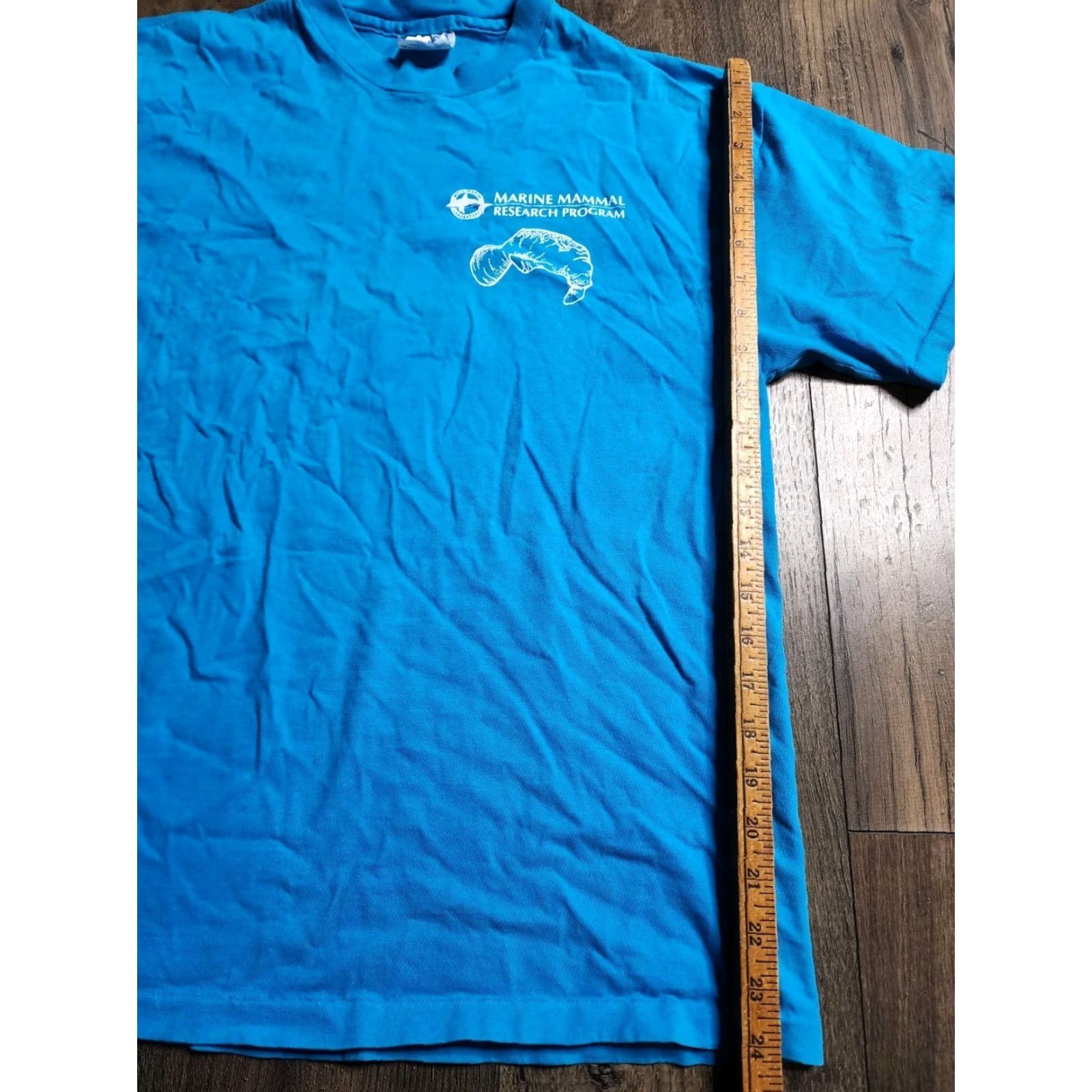 Hanes VINTAGE Hanes Marine Mammal Research Program T Shirt Adult L Blue 90s Rescue Graphic Tee Mens Size US L / EU 52-54 / 3 - 3 Thumbnail