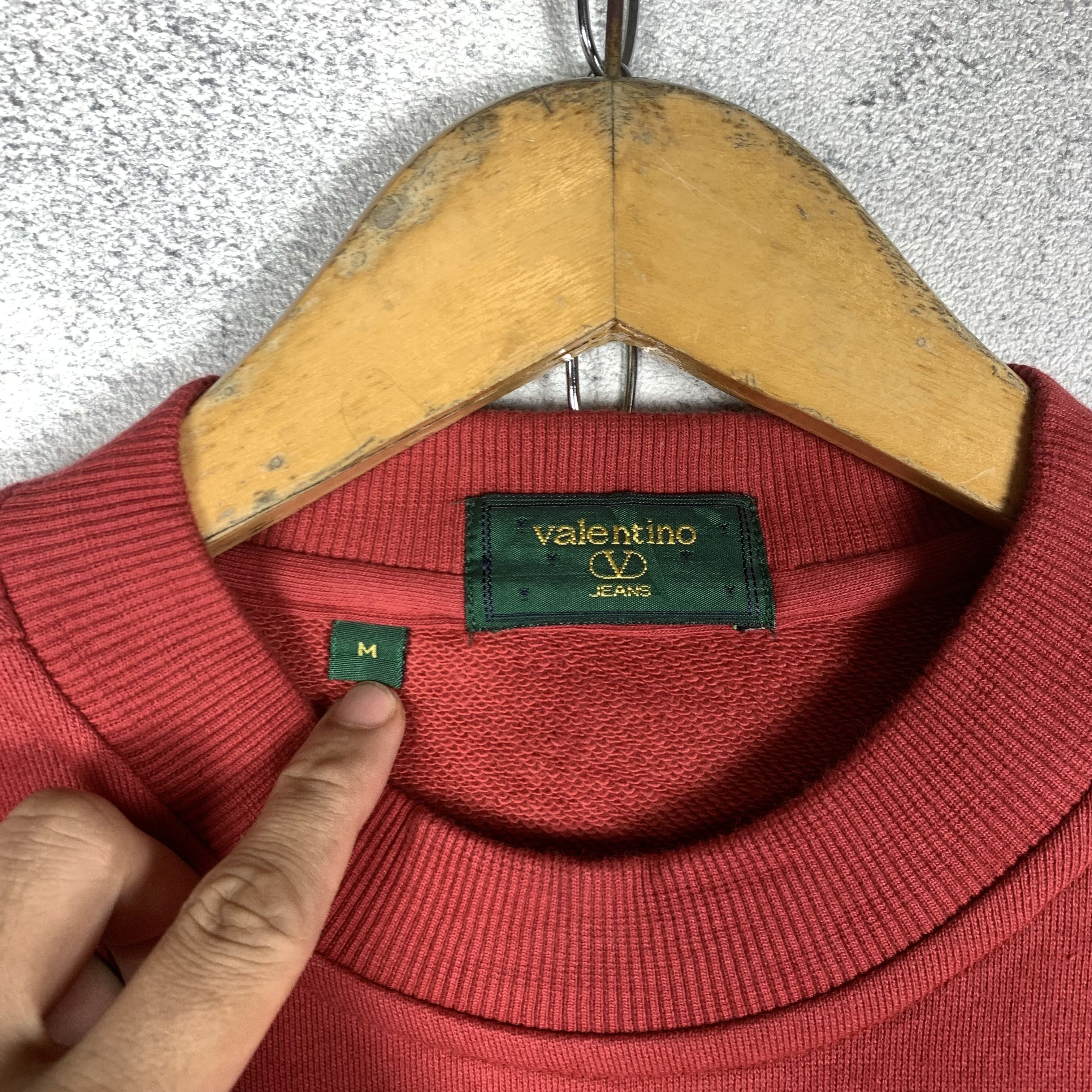 Valentino Vintage 90s Valentino Jeans Sweatshirt Crewneck Size US M / EU 48-50 / 2 - 3 Thumbnail