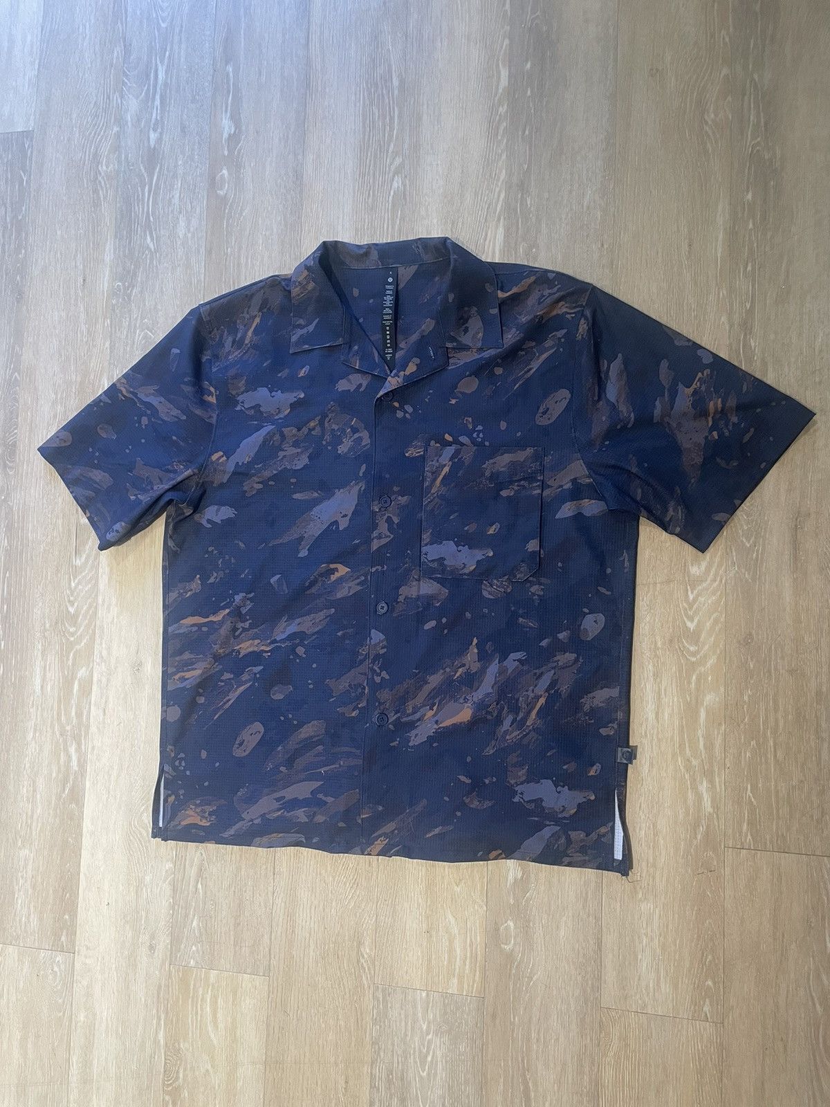 Lululemon Camp Collar Shirt Size US S / EU 44-46 / 1 - 1 Thumbnail