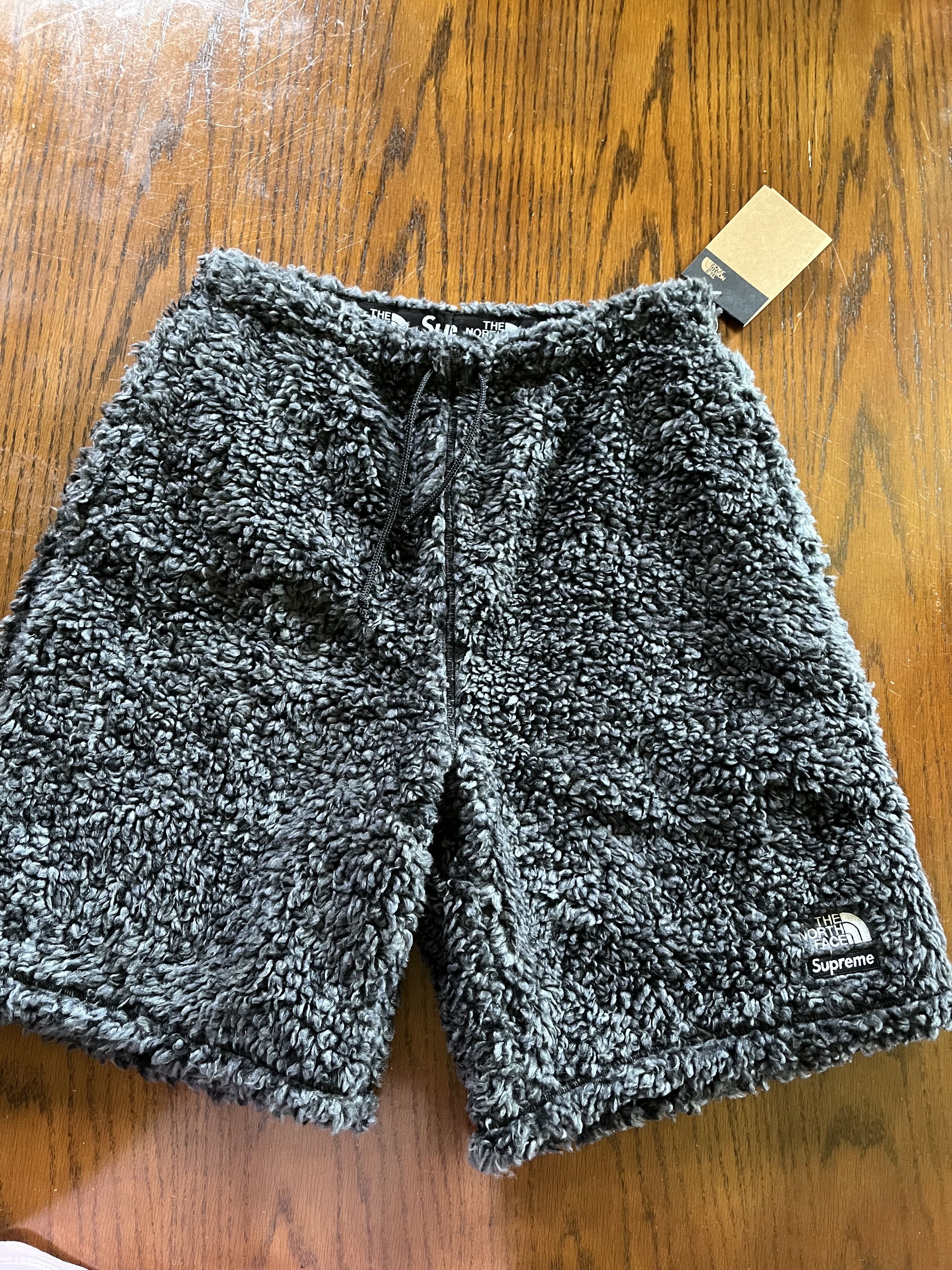 image of Supreme x The North Face Tnf Hipile Fleece Shorts in Black, Men's (Size 32)