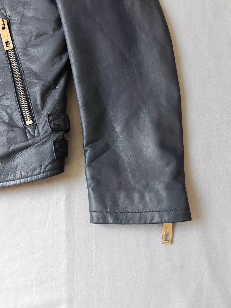 Louis Vuitton Louis Vuitton Leather motorcycle jacket 2505-Nextarrow Size US S / EU 44-46 / 1 - 7 Thumbnail