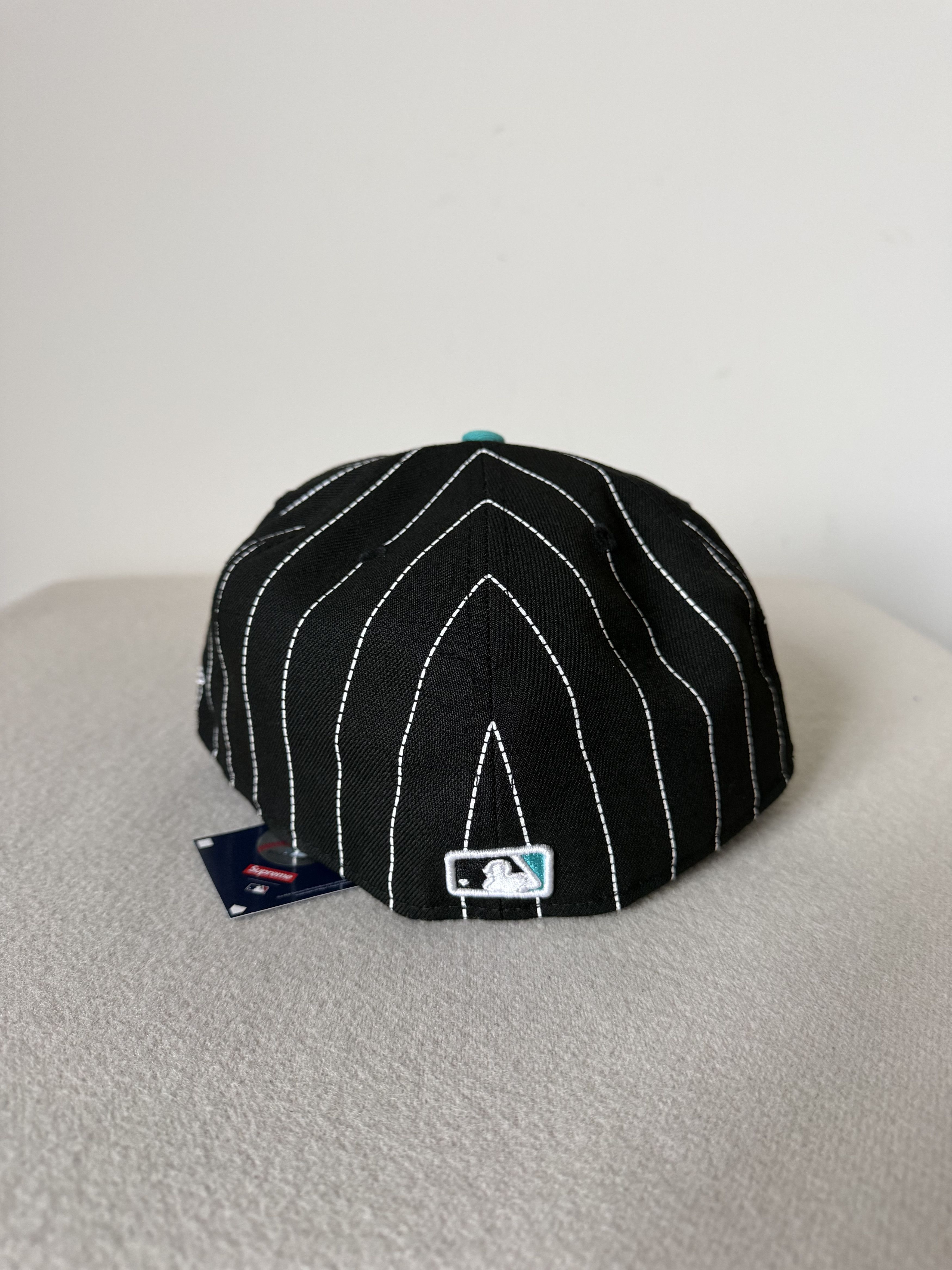 MLB × New Era × Supreme 7 5/8 Supreme New Era Florida Marlins Box Logo 59FIFTY Size ONE SIZE - 5 Thumbnail