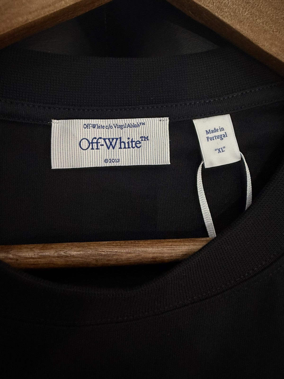 Off-White Size XL - Off-White Classic Logo T-Shirt Black/Yellow Size US XL / EU 56 / 4 - 5 Thumbnail