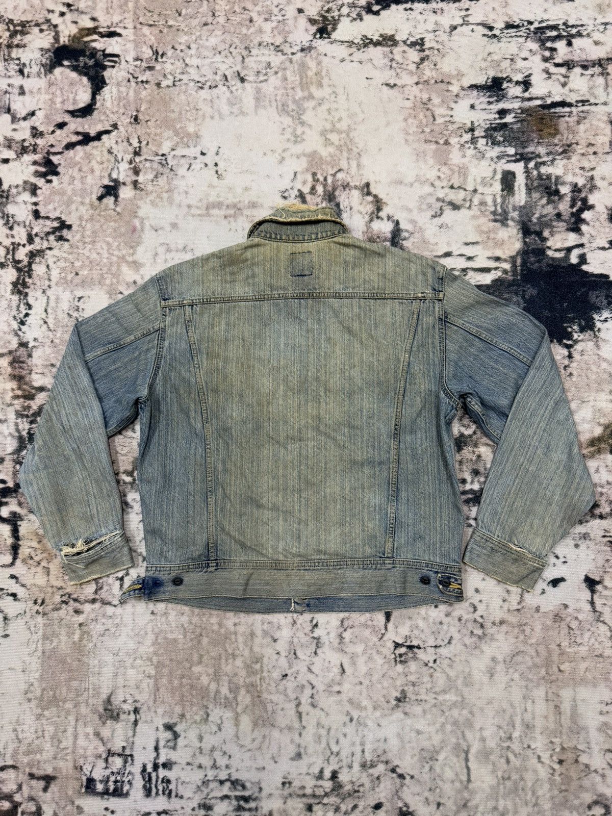 Lee Vintage 90s Lee Rider Distressed Denim Trucker Jacket Size US M / EU 48-50 / 2 - 14 Thumbnail