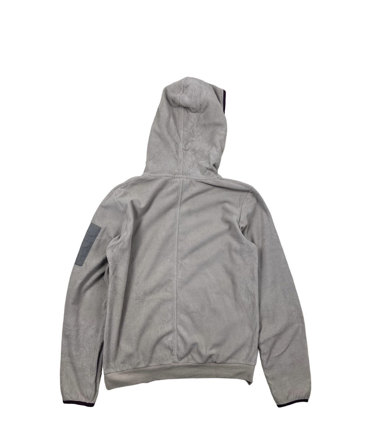 Jun Takahashi × Undercover Undercover By Jun Takahashi Uniqlo Fleece Jacket Size US M / EU 48-50 / 2 - 5 Thumbnail